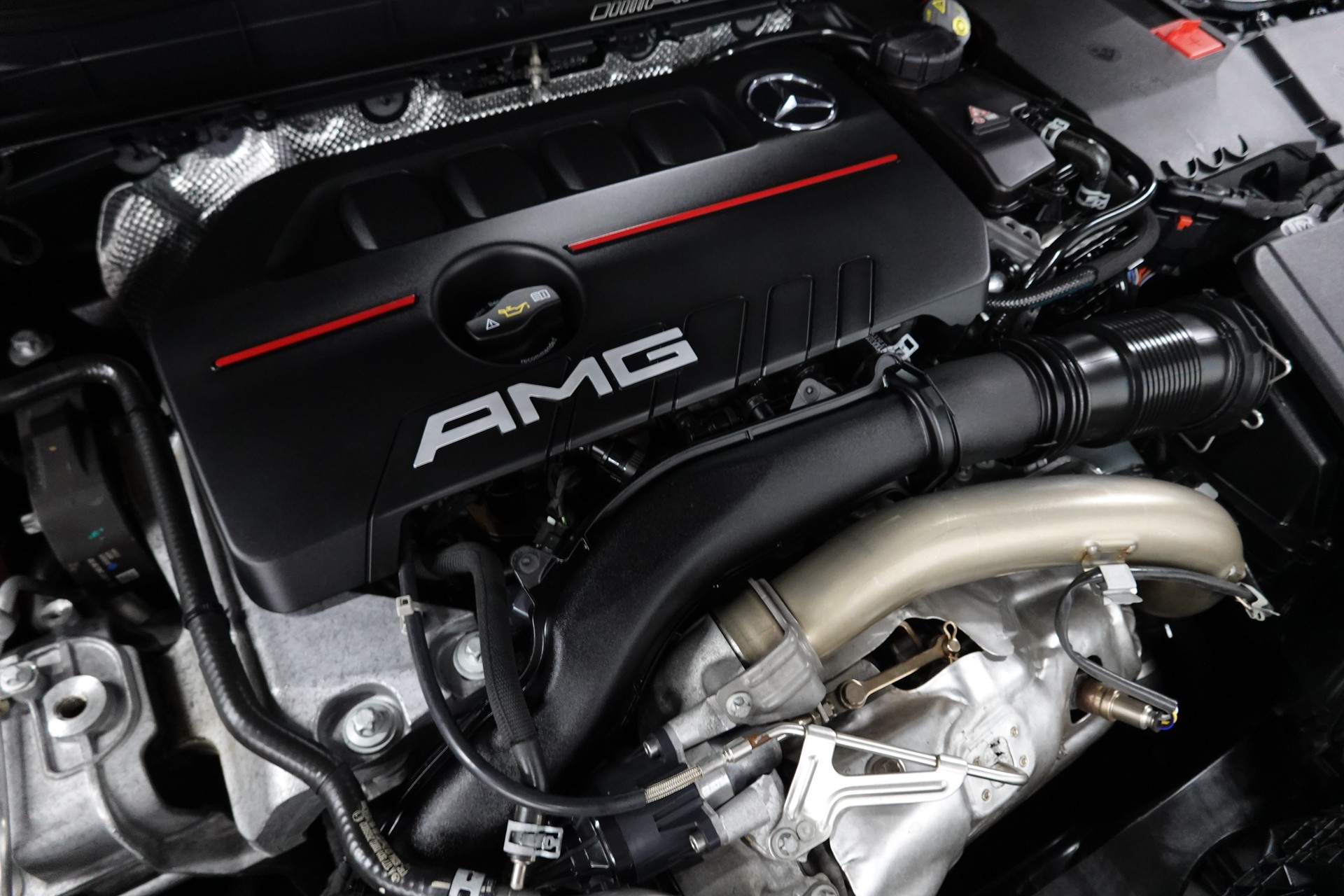 MERCEDES-BENZ GLB 35 AMG 4MATIC 8G-TRONIC CH-FZ MIT GARANTIE 7-PLÄTZER-image-5