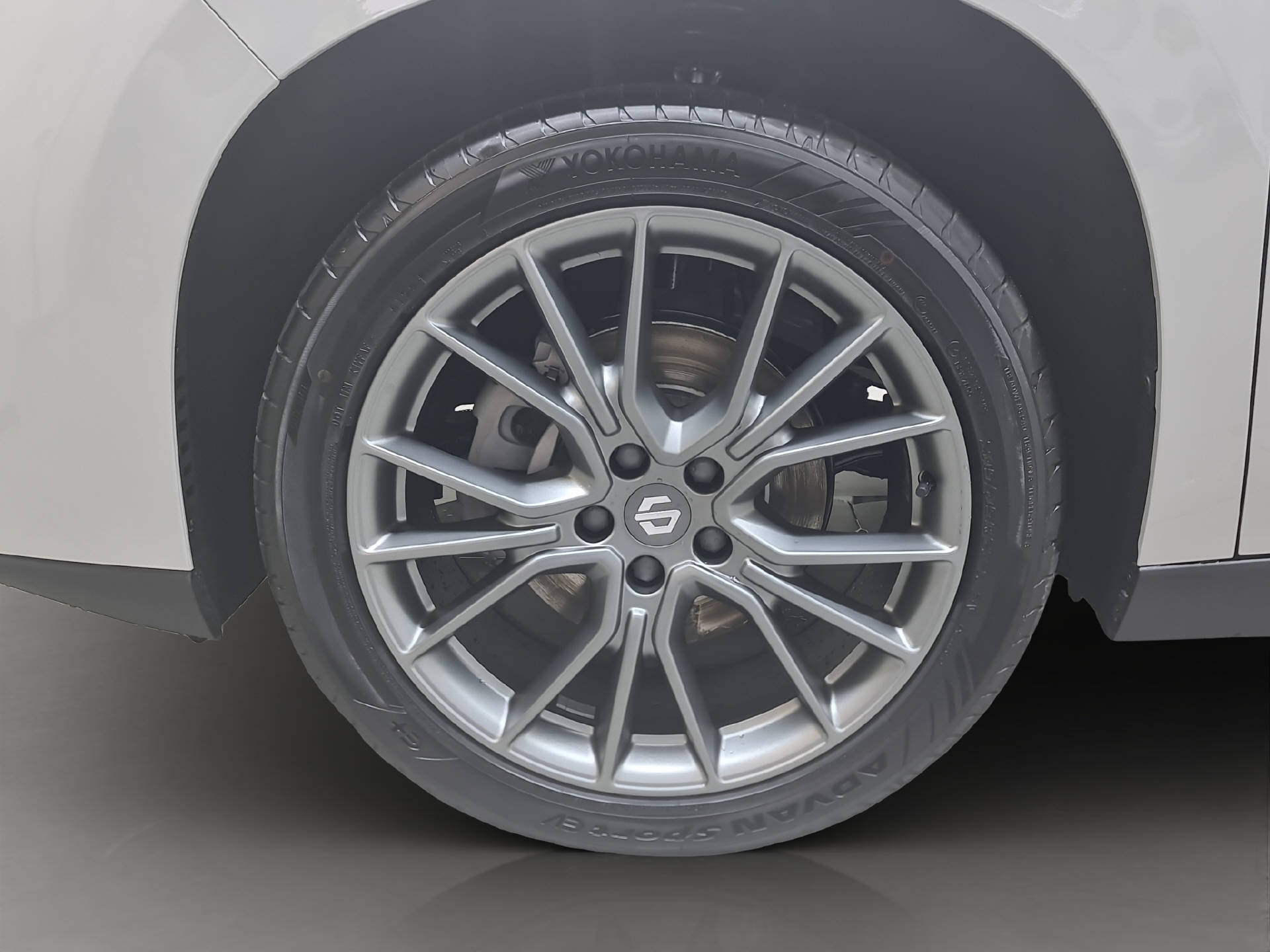 LEAPMOTOR C10 1.5 Hybrid EV-image-13