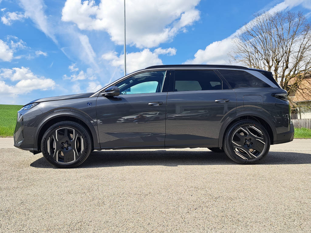 PEUGEOT 5008 1.6 PHEV 225cv GT Exclusive (crochet)-image-4
