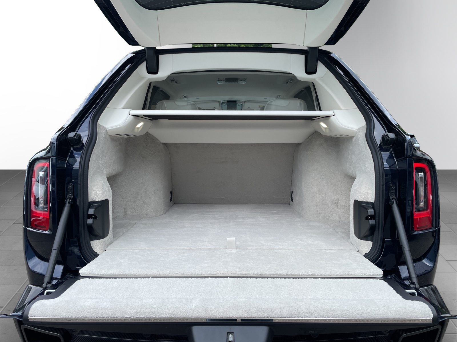 ROLLS-ROYCE CULLINAN 1 OF 20 KEYVANY HAYULA II BLUE EDITION 6.7 V12-image-30