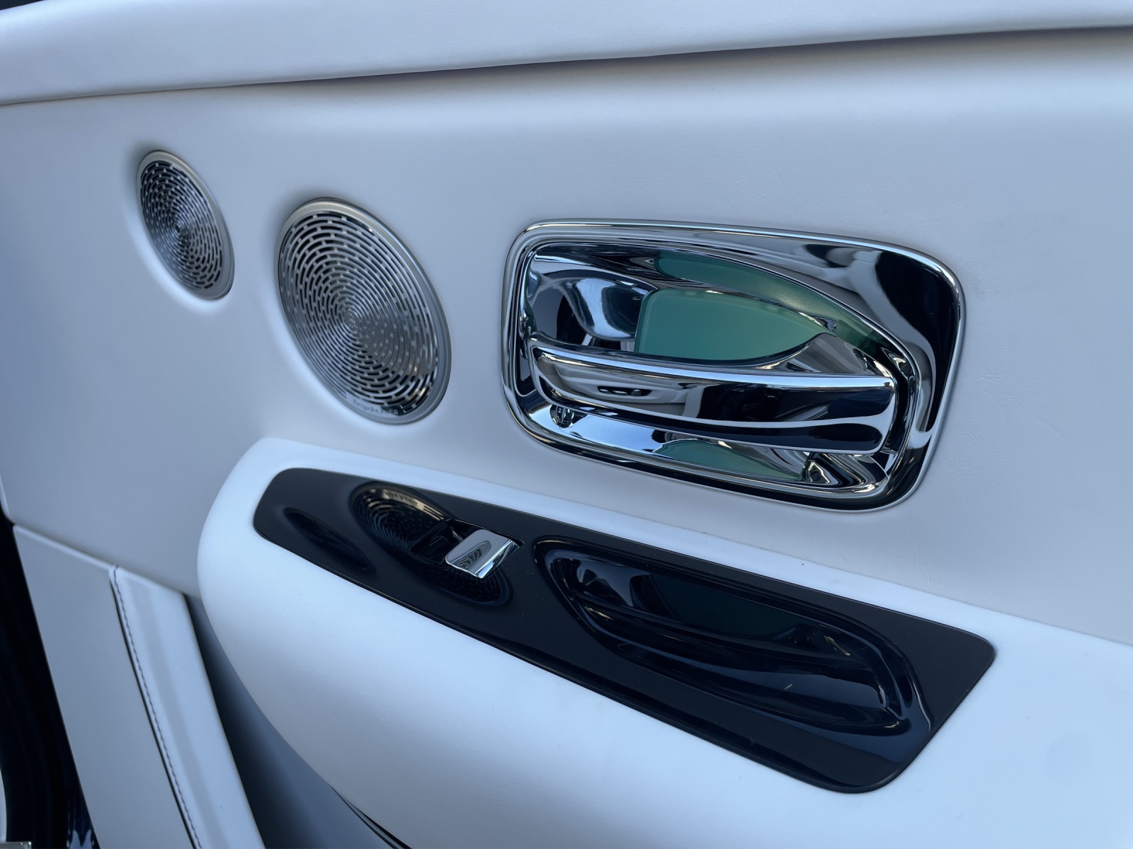 ROLLS-ROYCE CULLINAN 1 OF 20 KEYVANY HAYULA II BLUE EDITION 6.7 V12-image-23