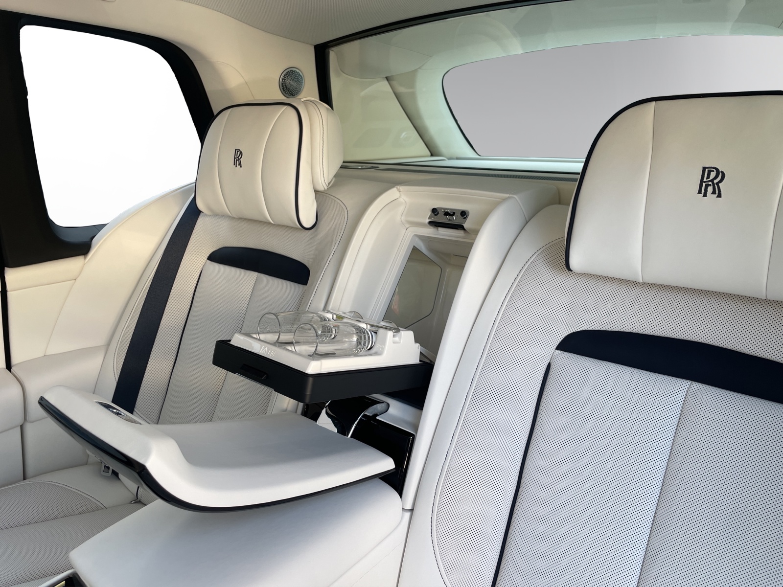 ROLLS-ROYCE CULLINAN 1 OF 20 KEYVANY HAYULA II BLUE EDITION 6.7 V12-image-18