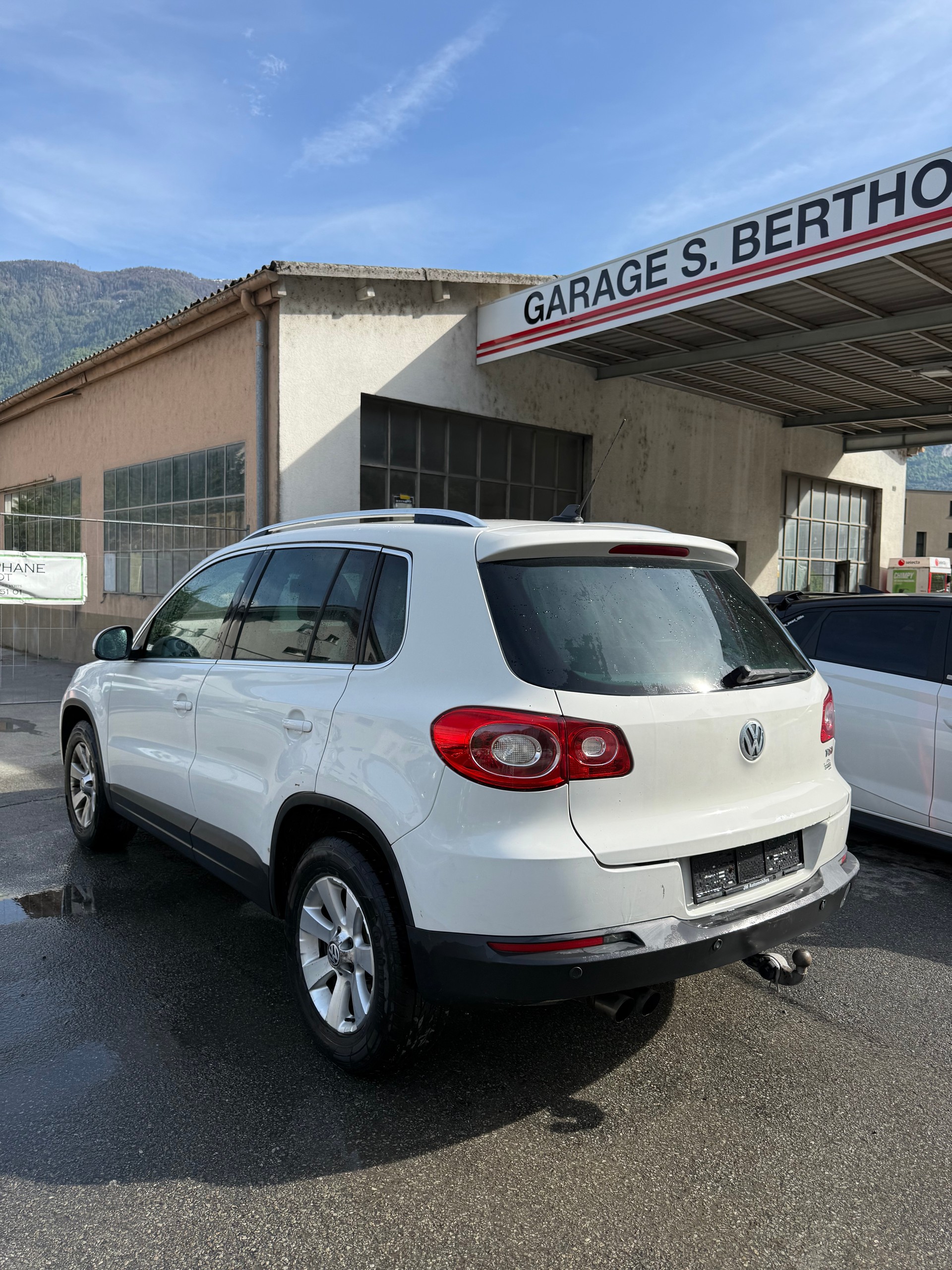 VW Tiguan 1.4 TSI Sport&Style-image-4
