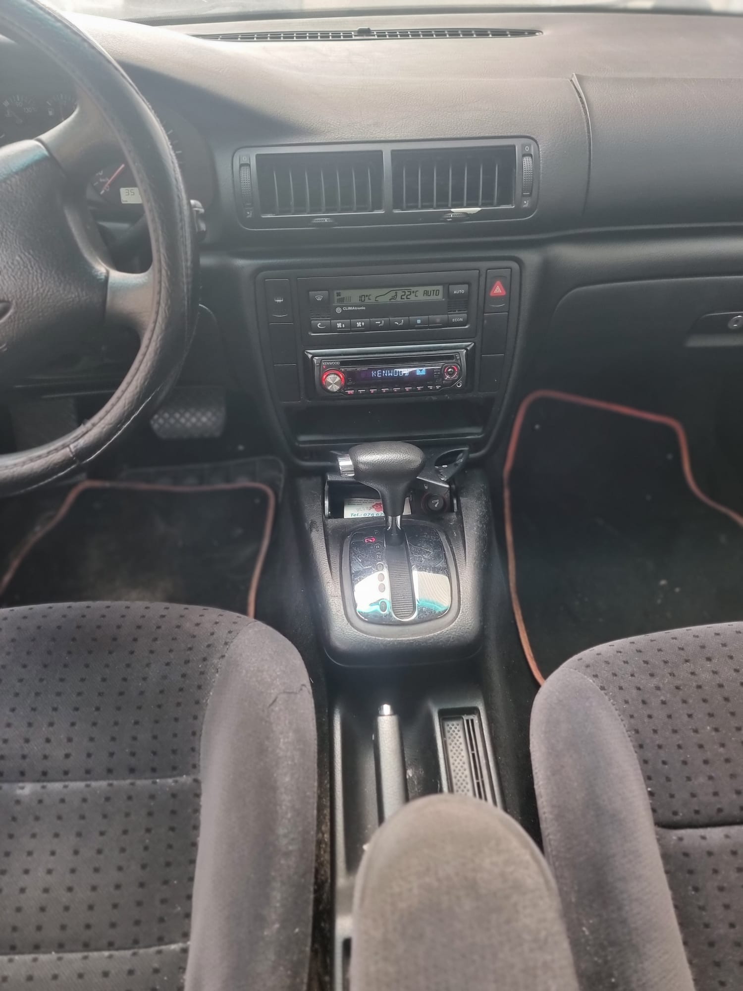 VW Passat 1.9 TDI Comfortline-image-9