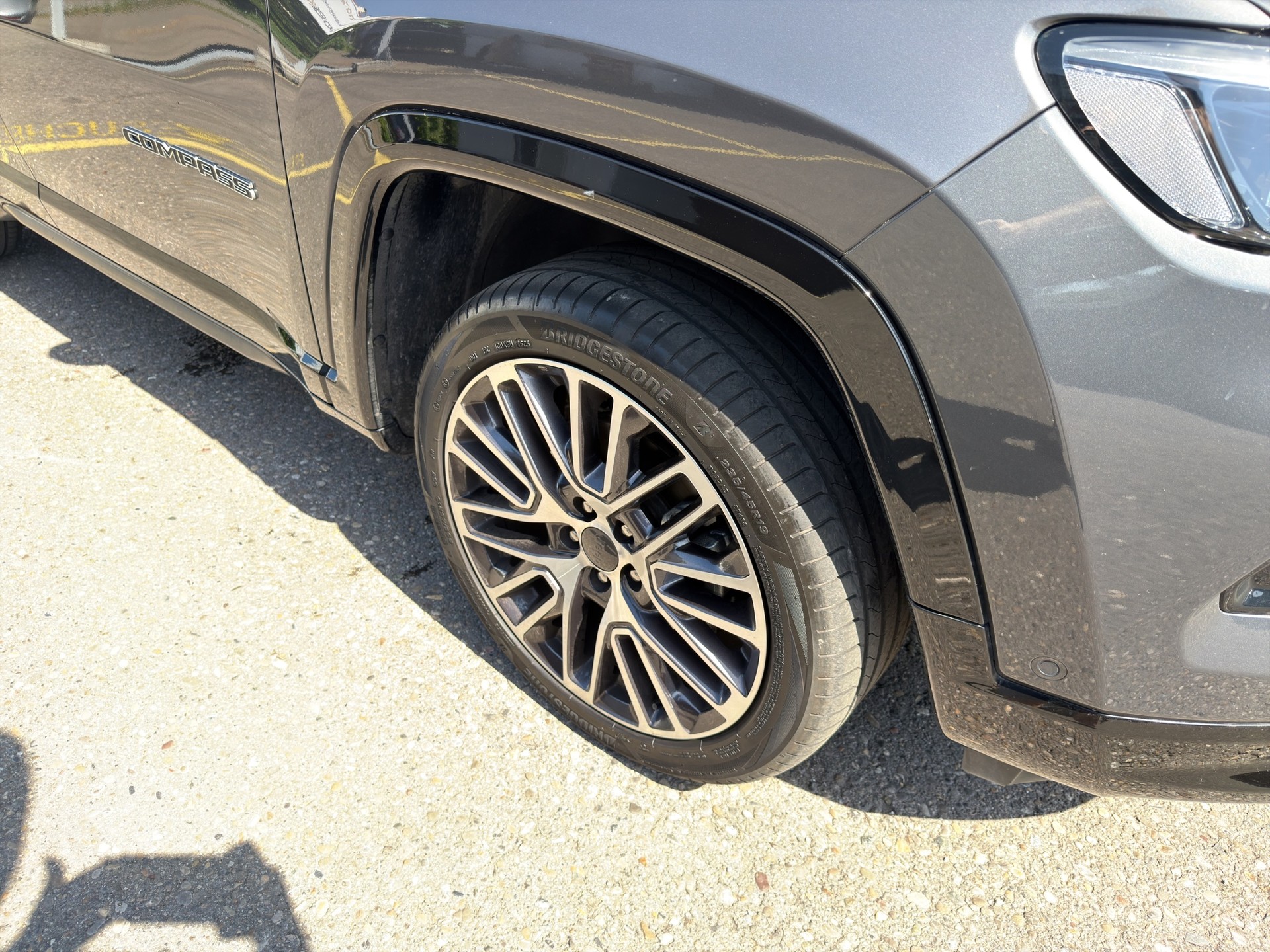 JEEP Compass 1.5 Turbo Summit MHEV-image-33
