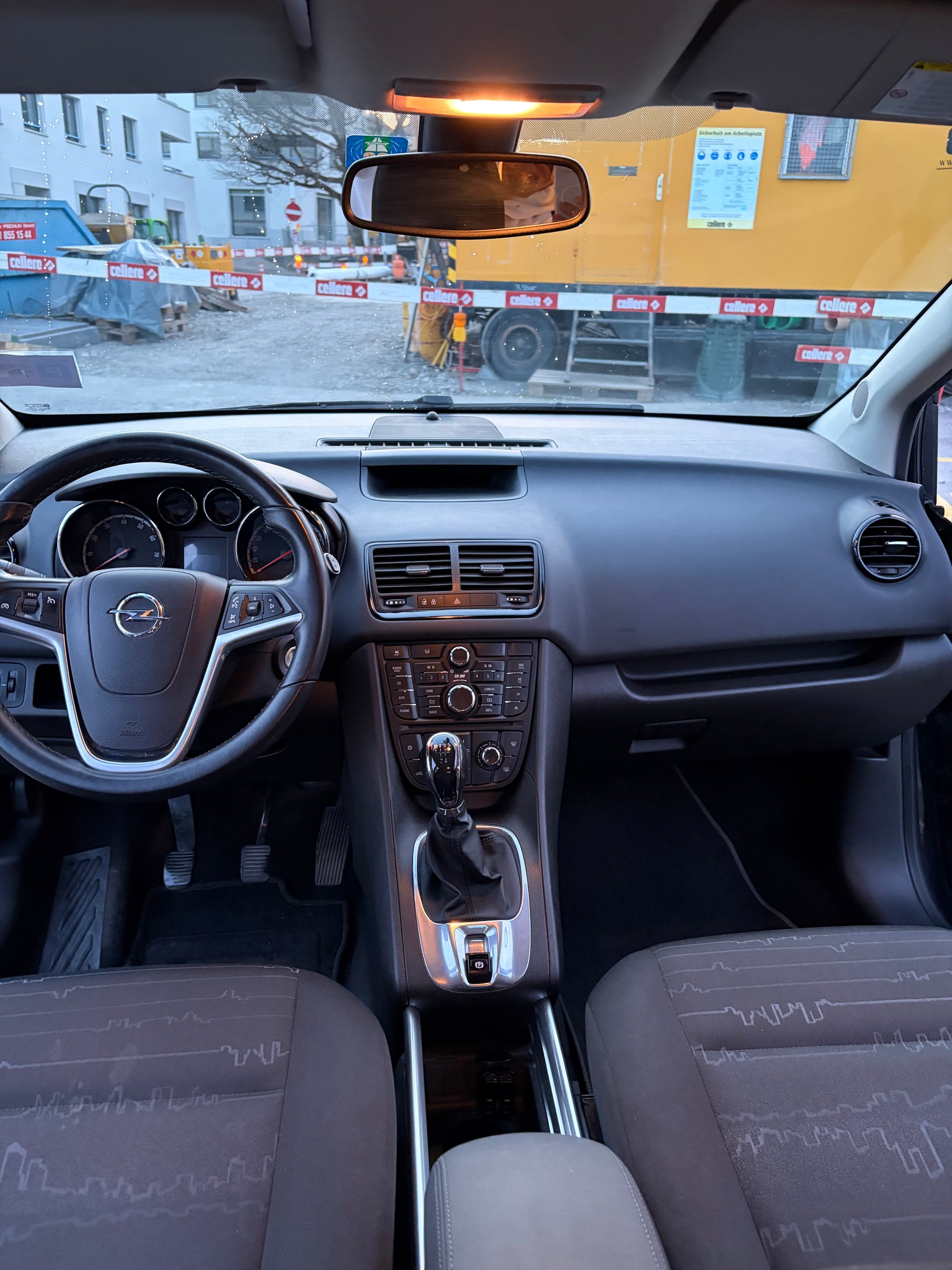 OPEL Meriva 1.4 Turbo Enjoy-image-5