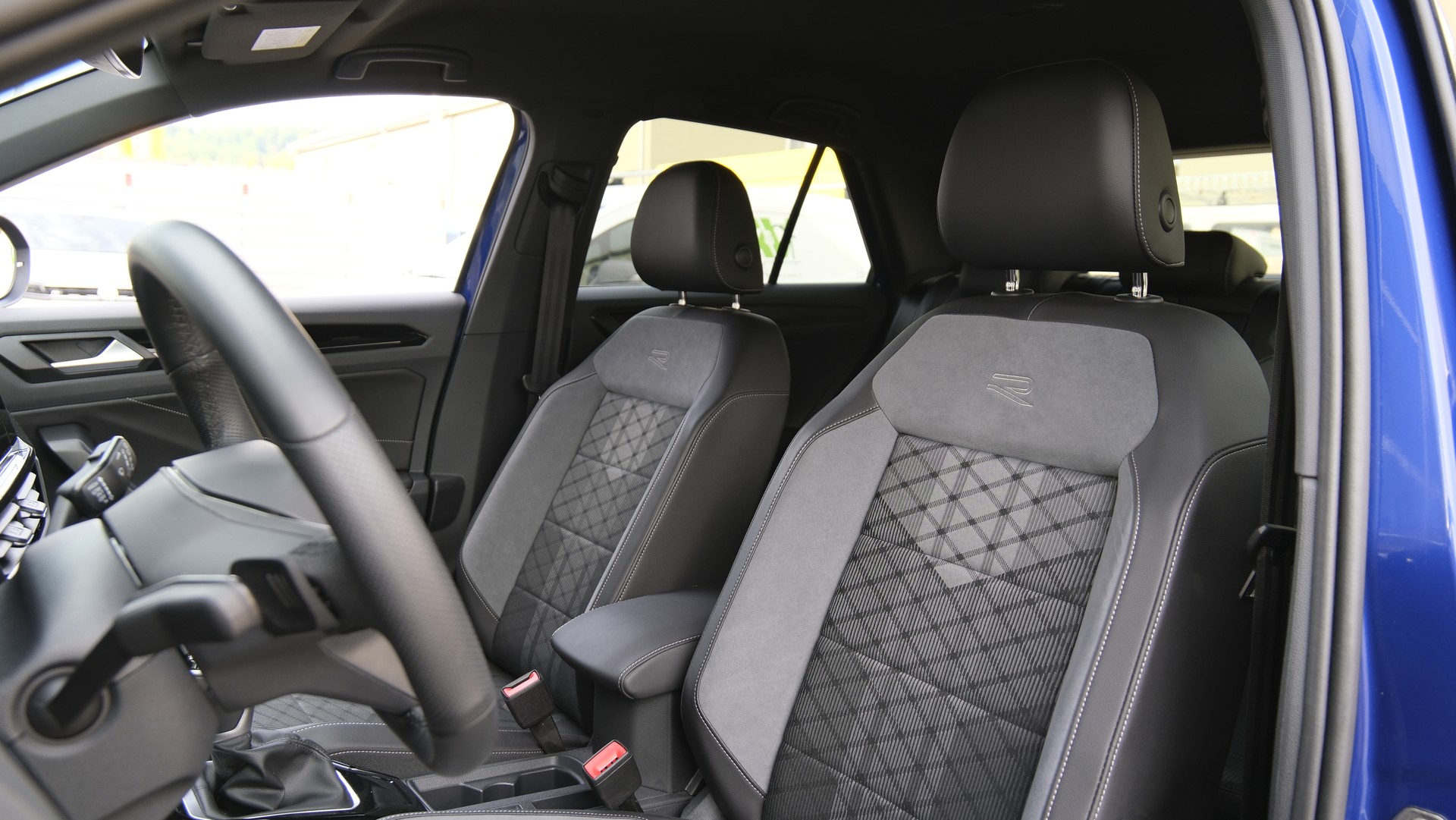 VW T-Roc 1.5 TSI EVO R-Line DSG-image-4