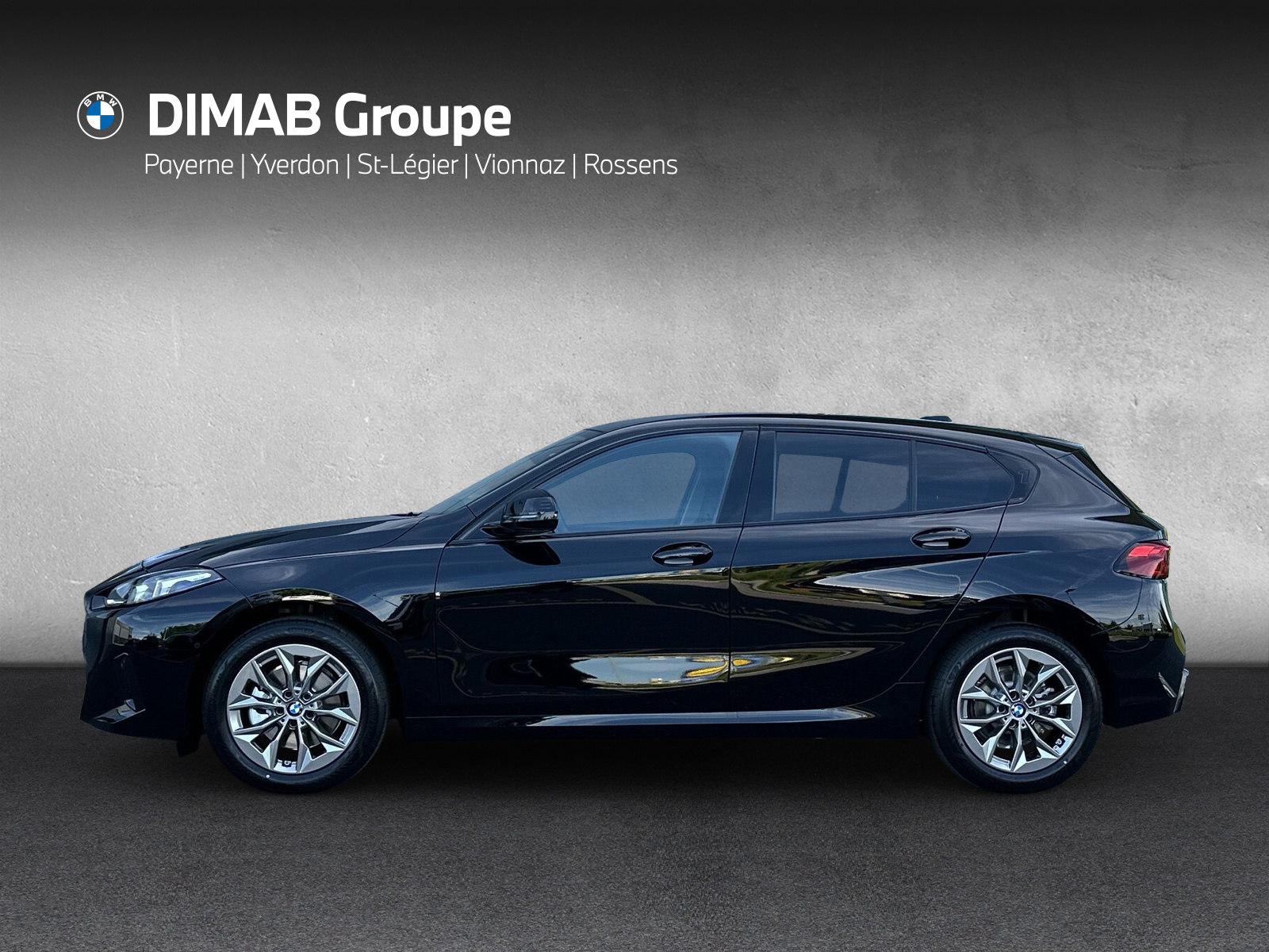 BMW 116 Steptronic-showroom-element-1