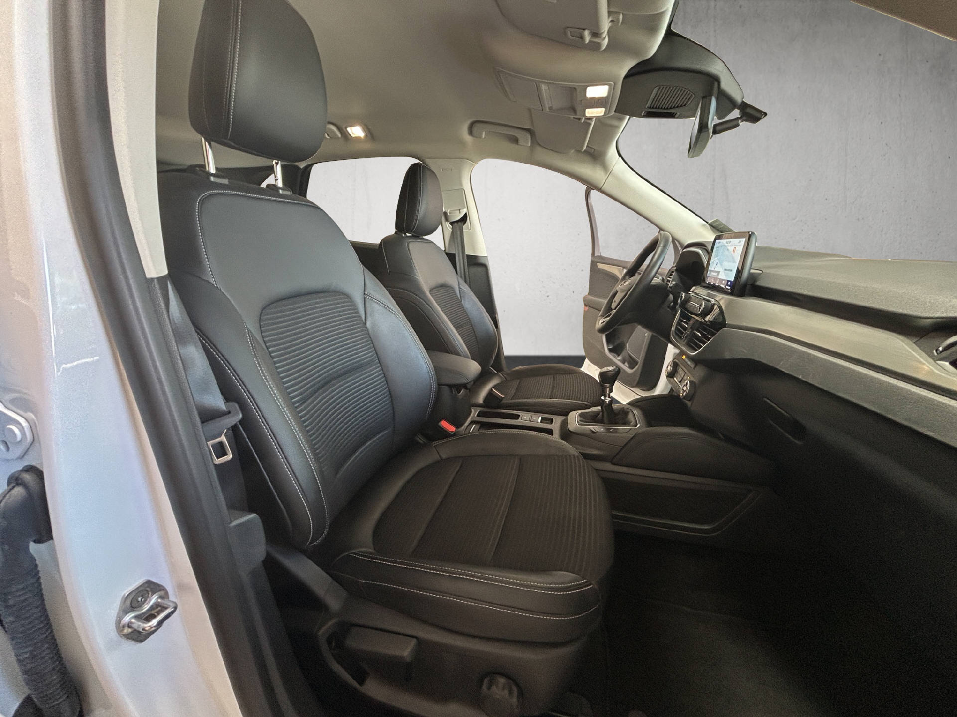 FORD Kuga 2.0 EcoBlue Hybrid Titanium X-image-18