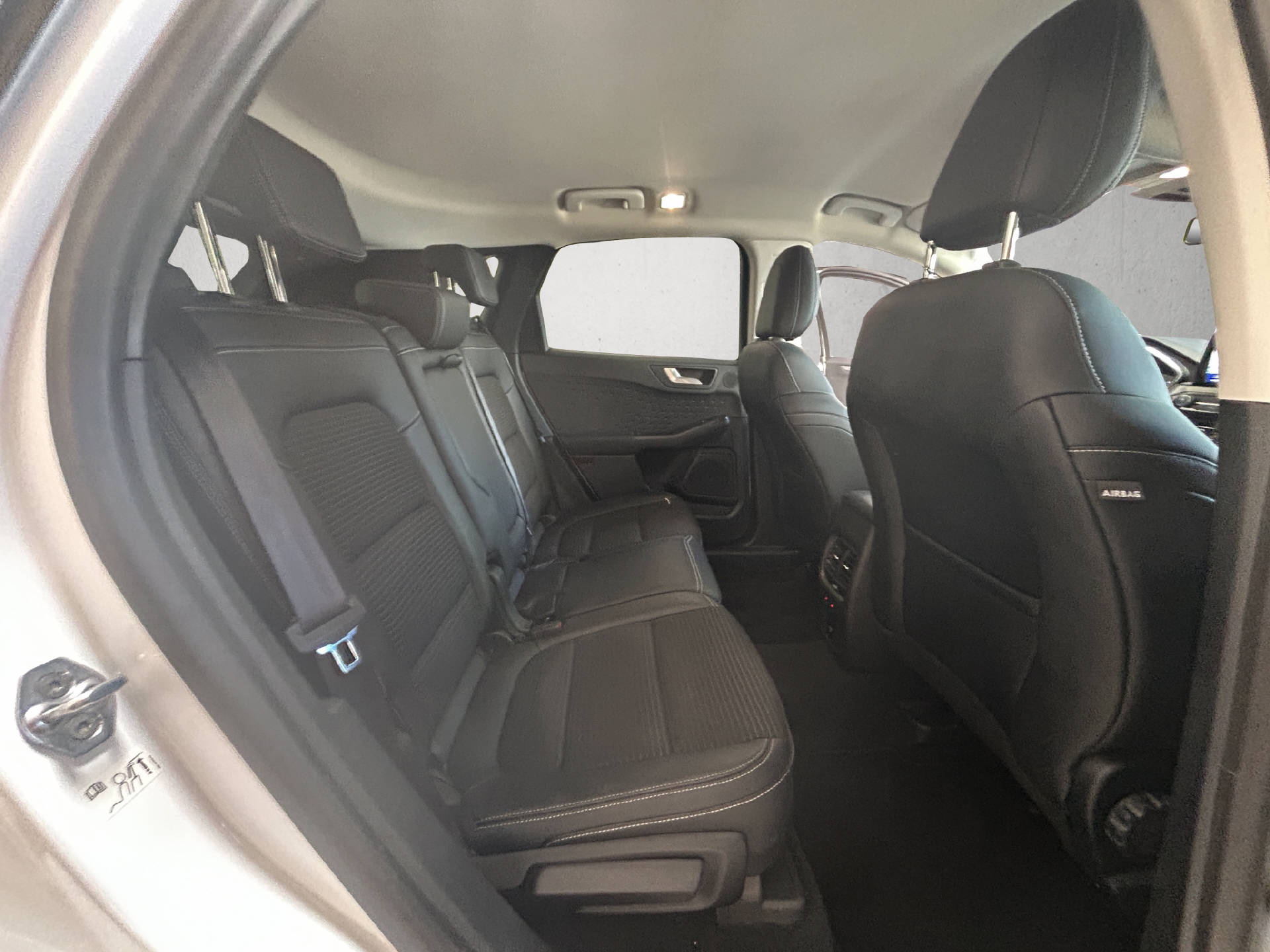 FORD Kuga 2.0 EcoBlue Hybrid Titanium X-image-19