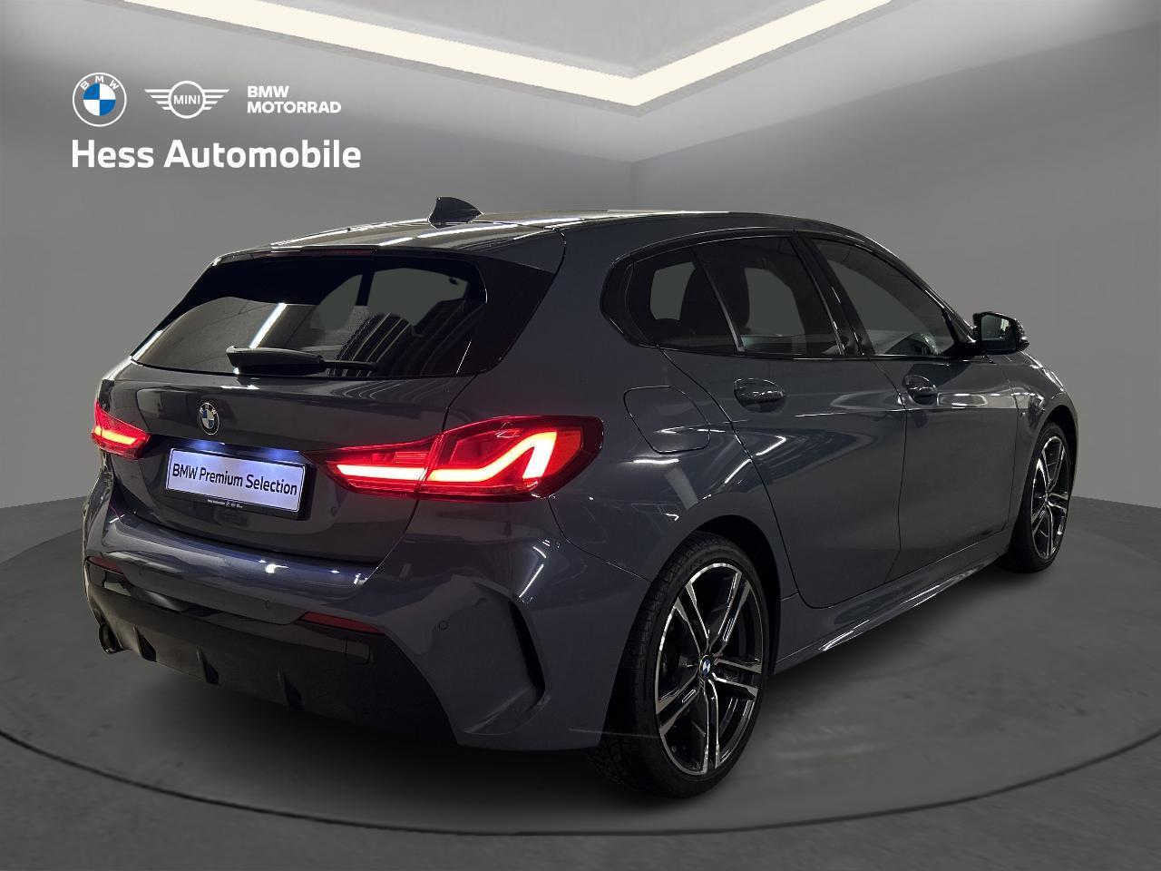 BMW 118i M Sport-showroom-element-2