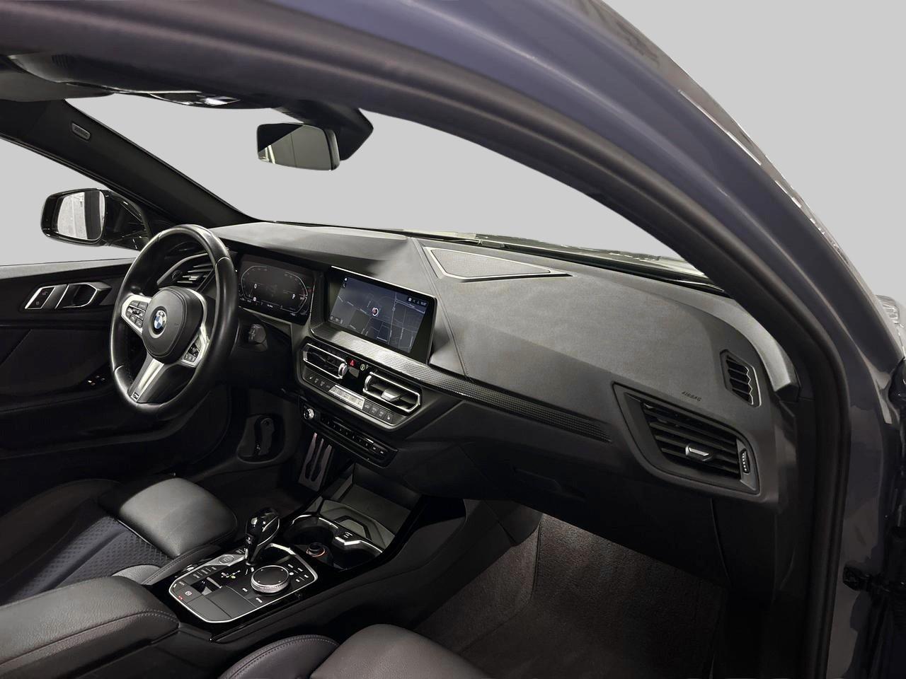 BMW 118i M Sport-image-10