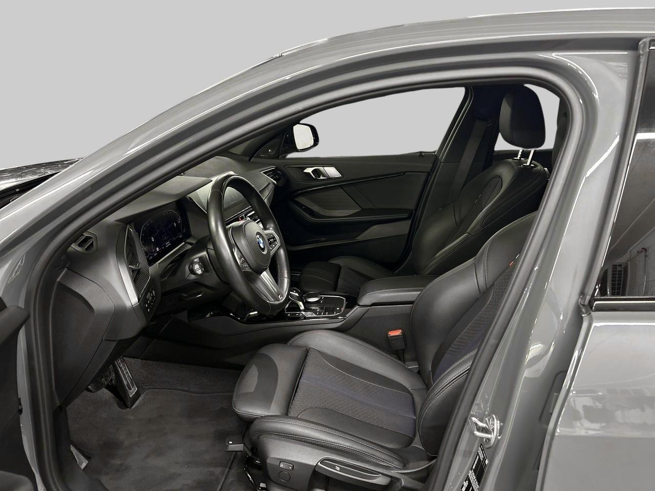 BMW 118i M Sport-image-11