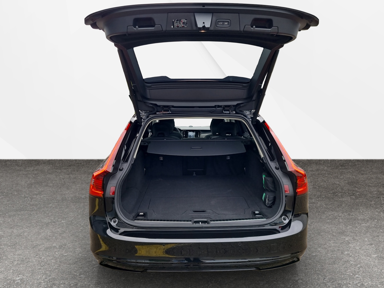 VOLVO V90 2.0 T8 TE eAWD XCLUSIVE Ultimate Dark-image-5
