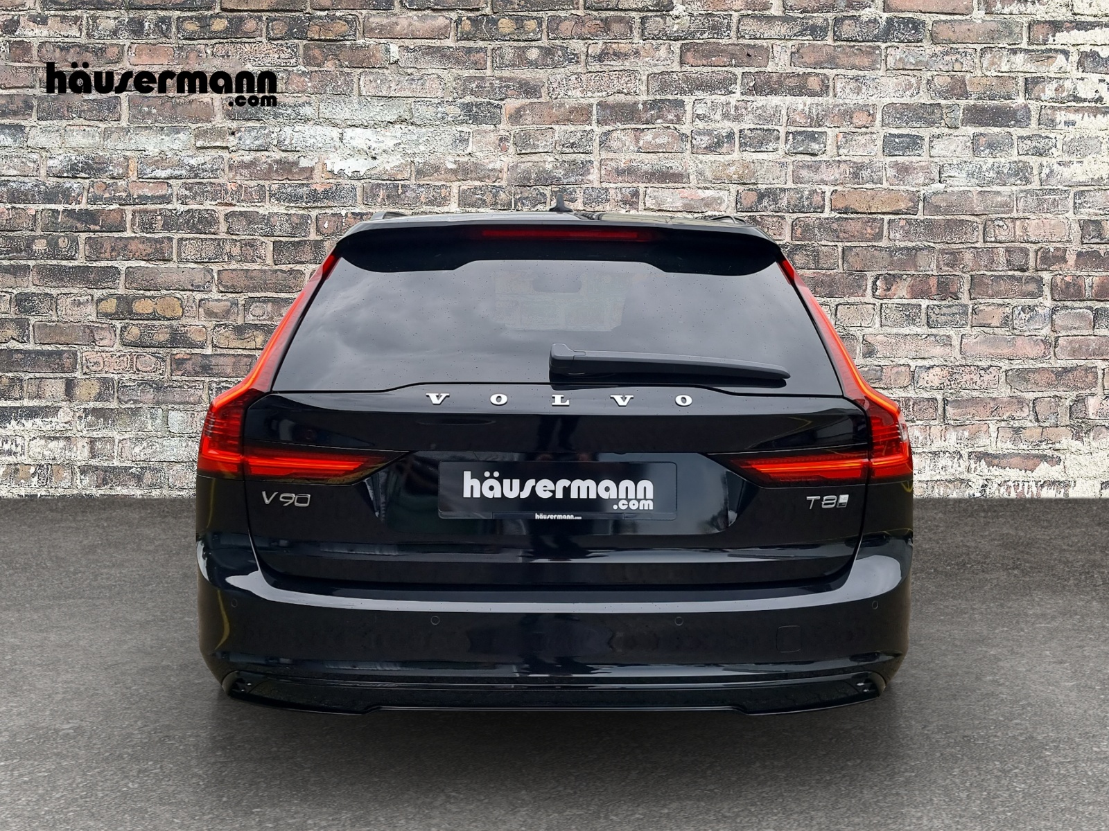 VOLVO V90 2.0 T8 TE eAWD XCLUSIVE Ultimate Dark-image-4