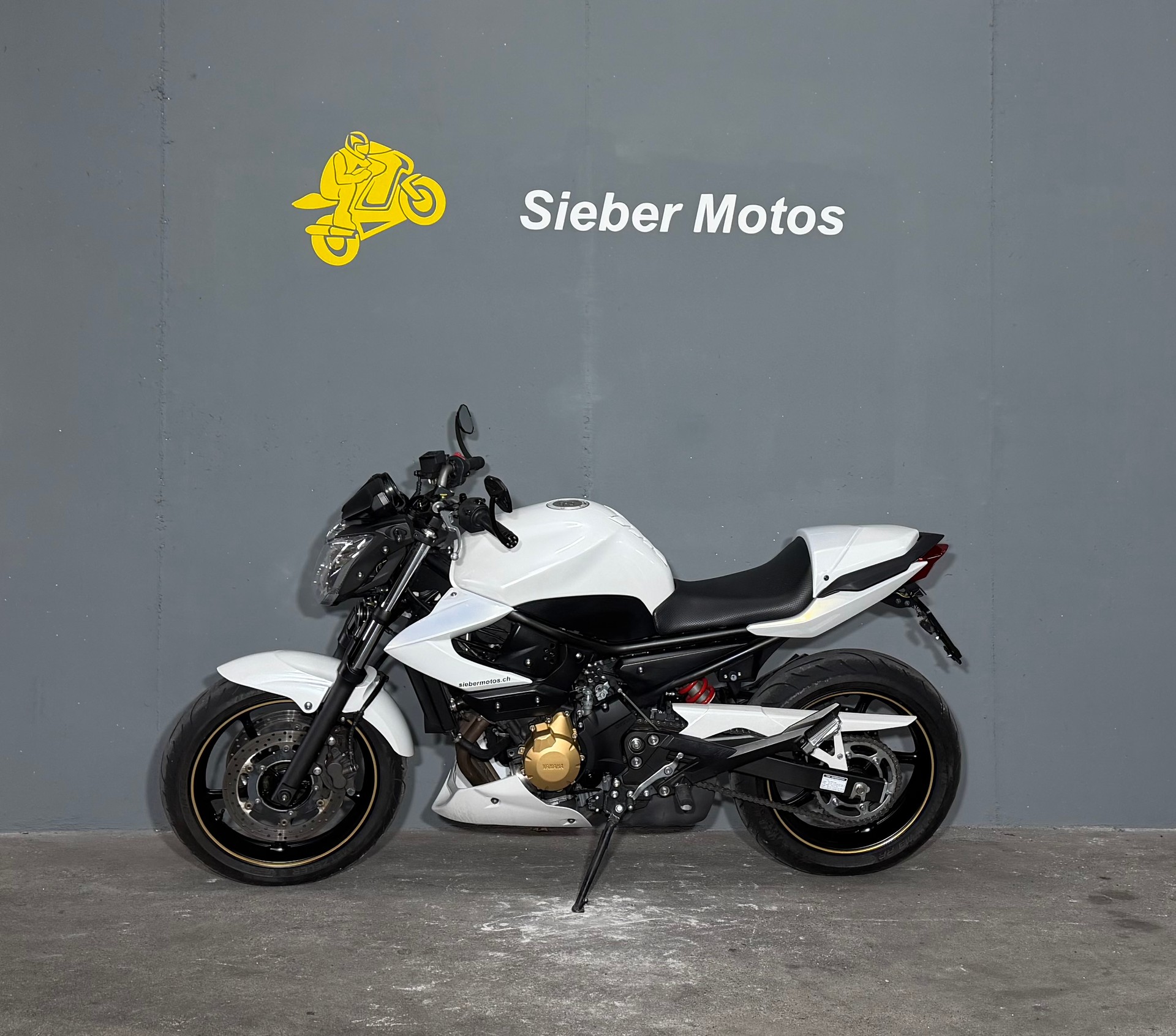 YAMAHA XJ 6 N ABS-image-2