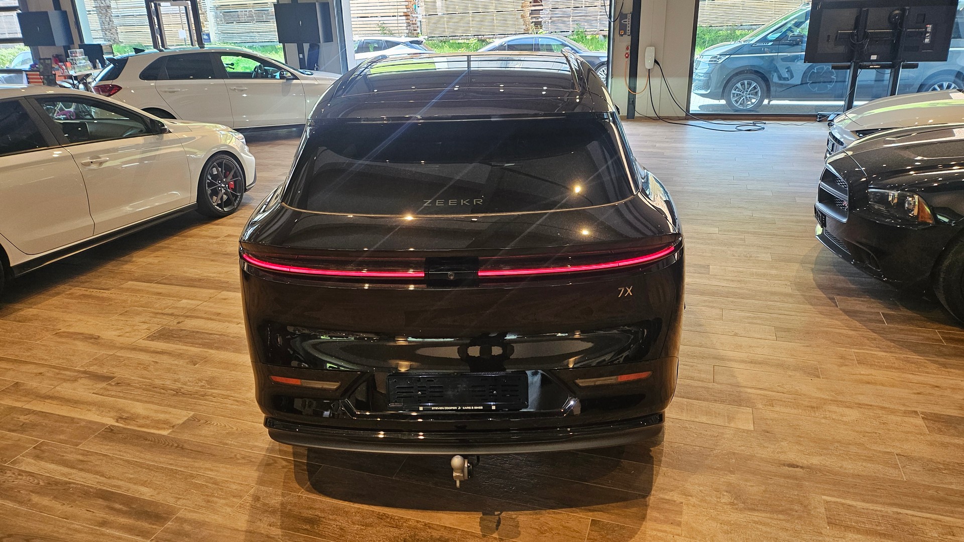 ZEEKR 7X 100kWh Privilege AWD-image-11