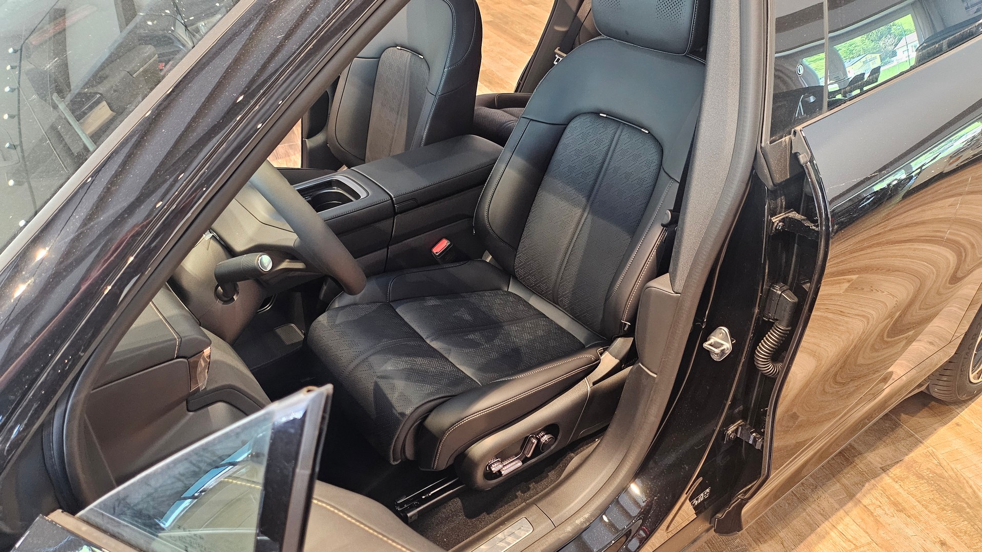 ZEEKR 7X 100kWh Privilege AWD-image-26