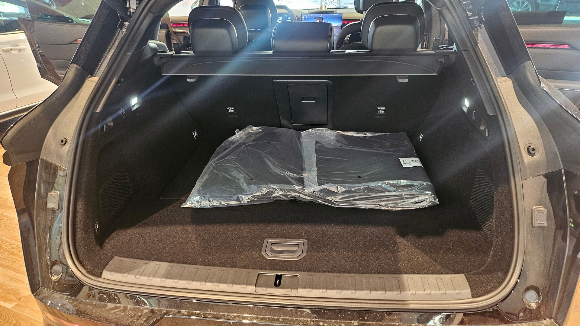 ZEEKR 7X 100kWh Privilege AWD-image-20