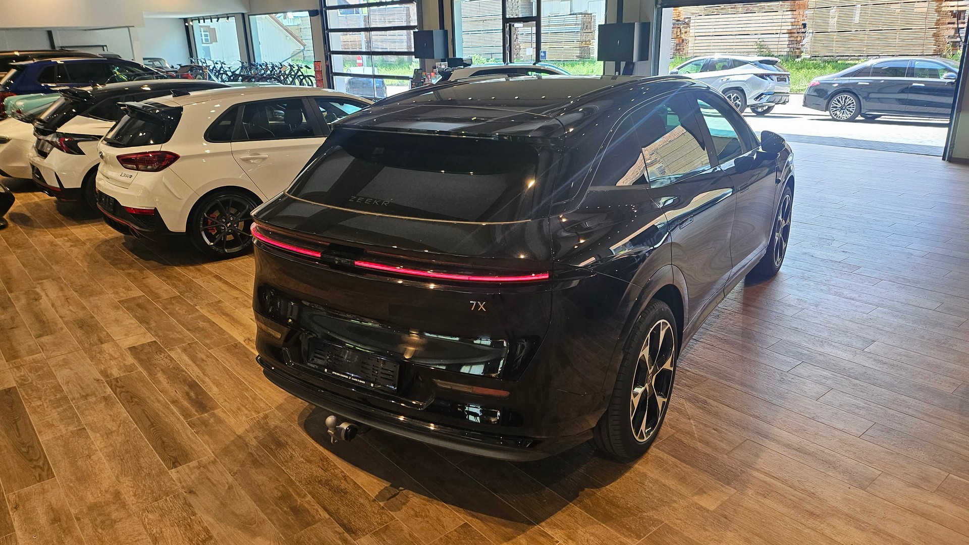 ZEEKR 7X 100kWh Privilege AWD-image-9