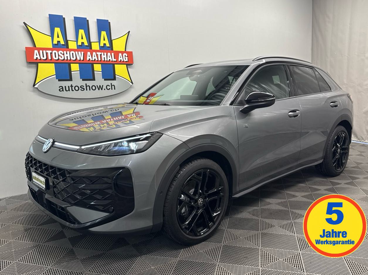 VW T-Roc 1.5 eTSI R-Line Black Style-image-0