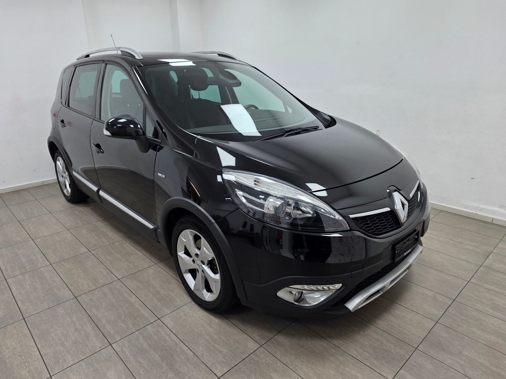 RENAULT Scénic Xmod 1.5 dCi Bose Edition EDC-image-1