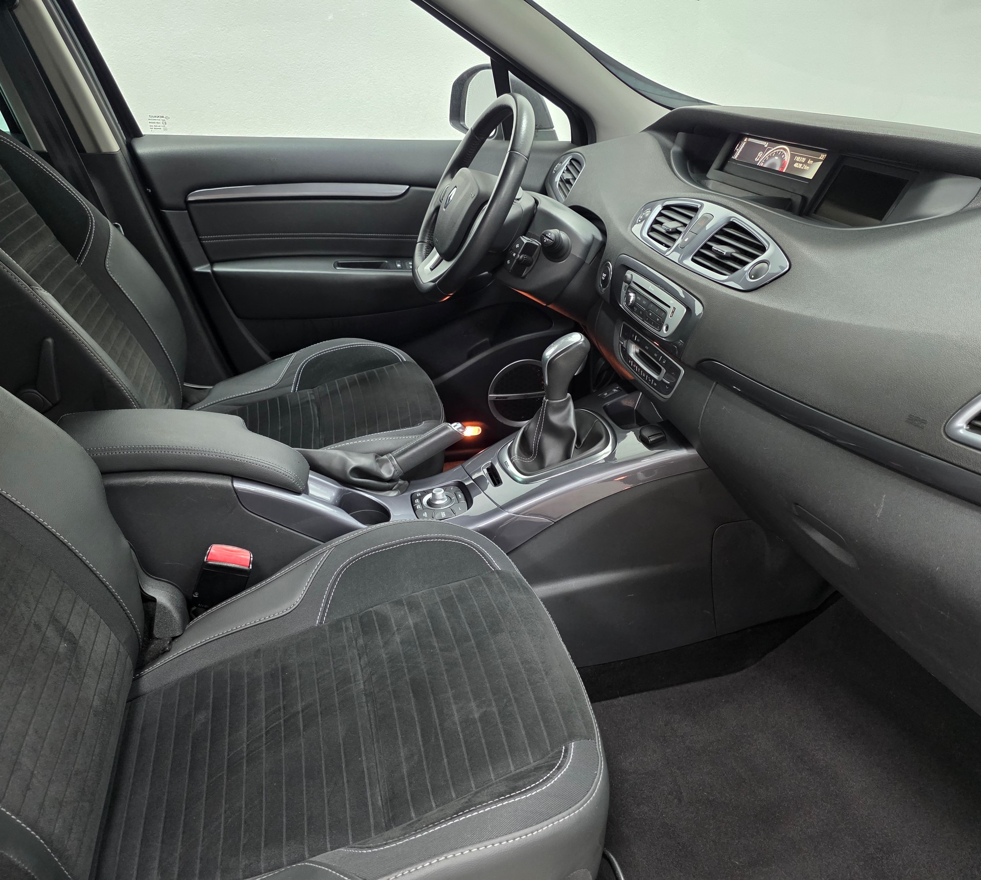 RENAULT Scénic Xmod 1.5 dCi Bose Edition EDC-image-11