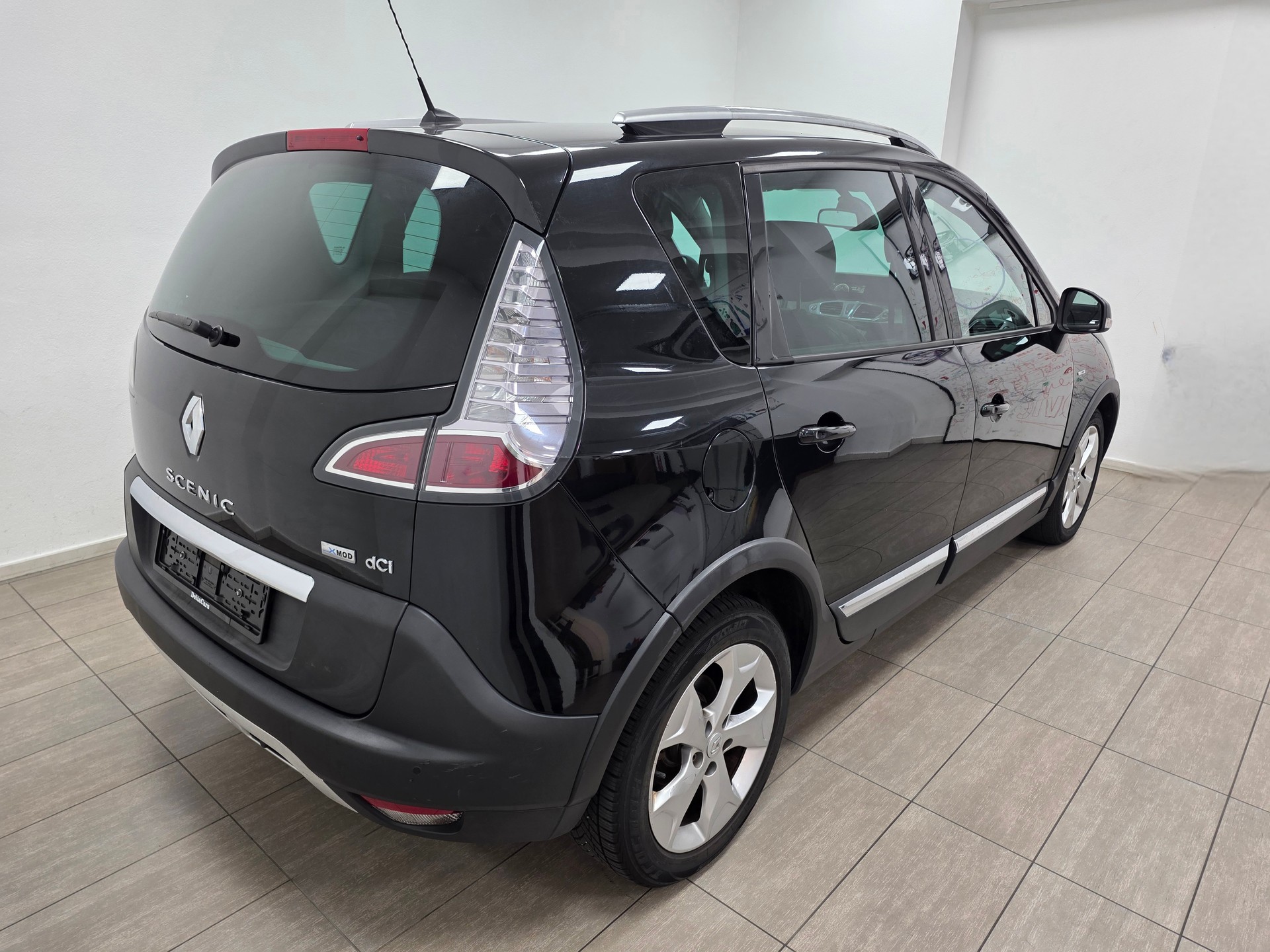 RENAULT Scénic Xmod 1.5 dCi Bose Edition EDC-image-3