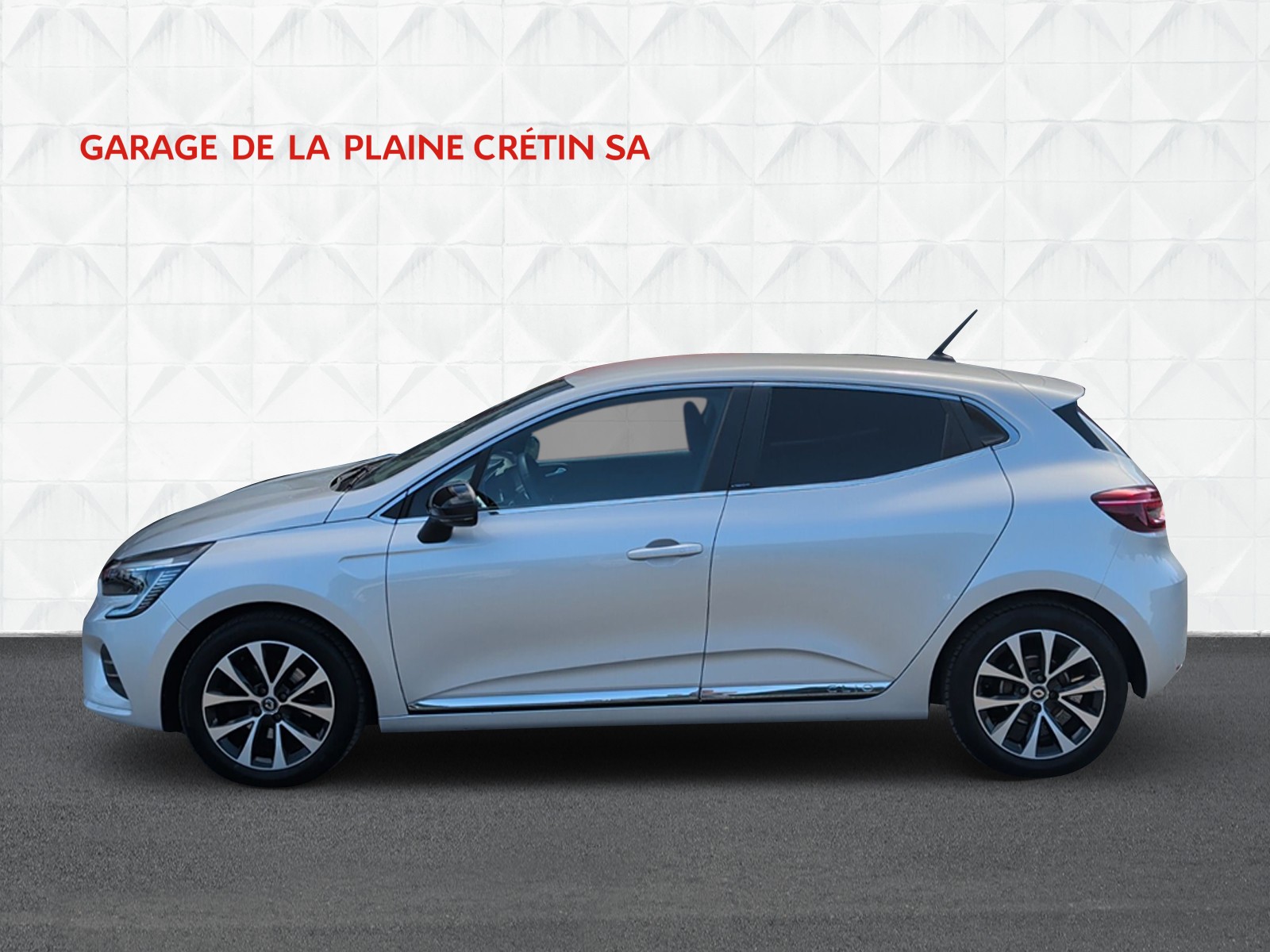 RENAULT Clio 1.6 E-Tech Intens-showroom-element-2