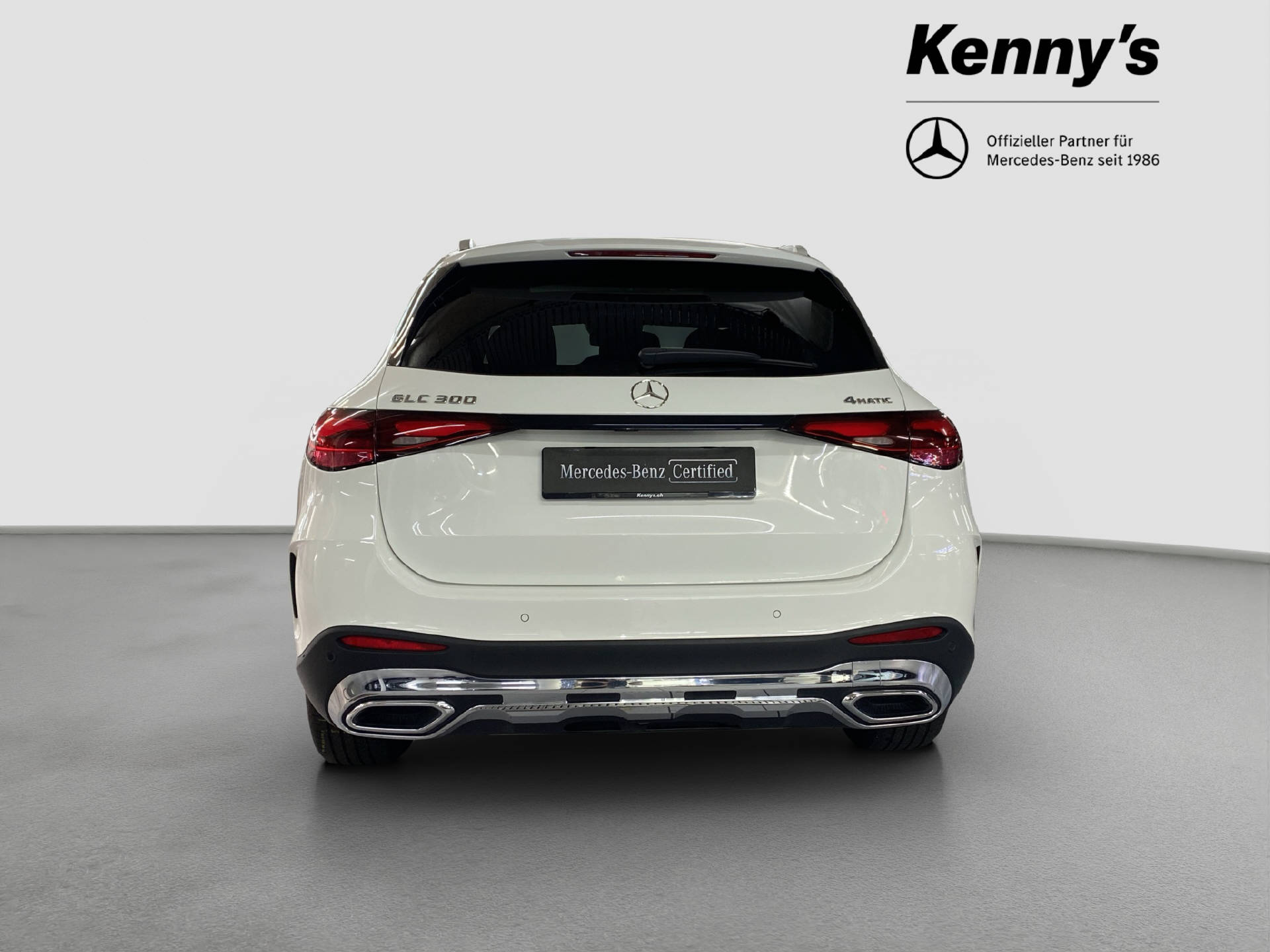 MERCEDES-BENZ GLC 300 AMG Line 4MATIC-image-4