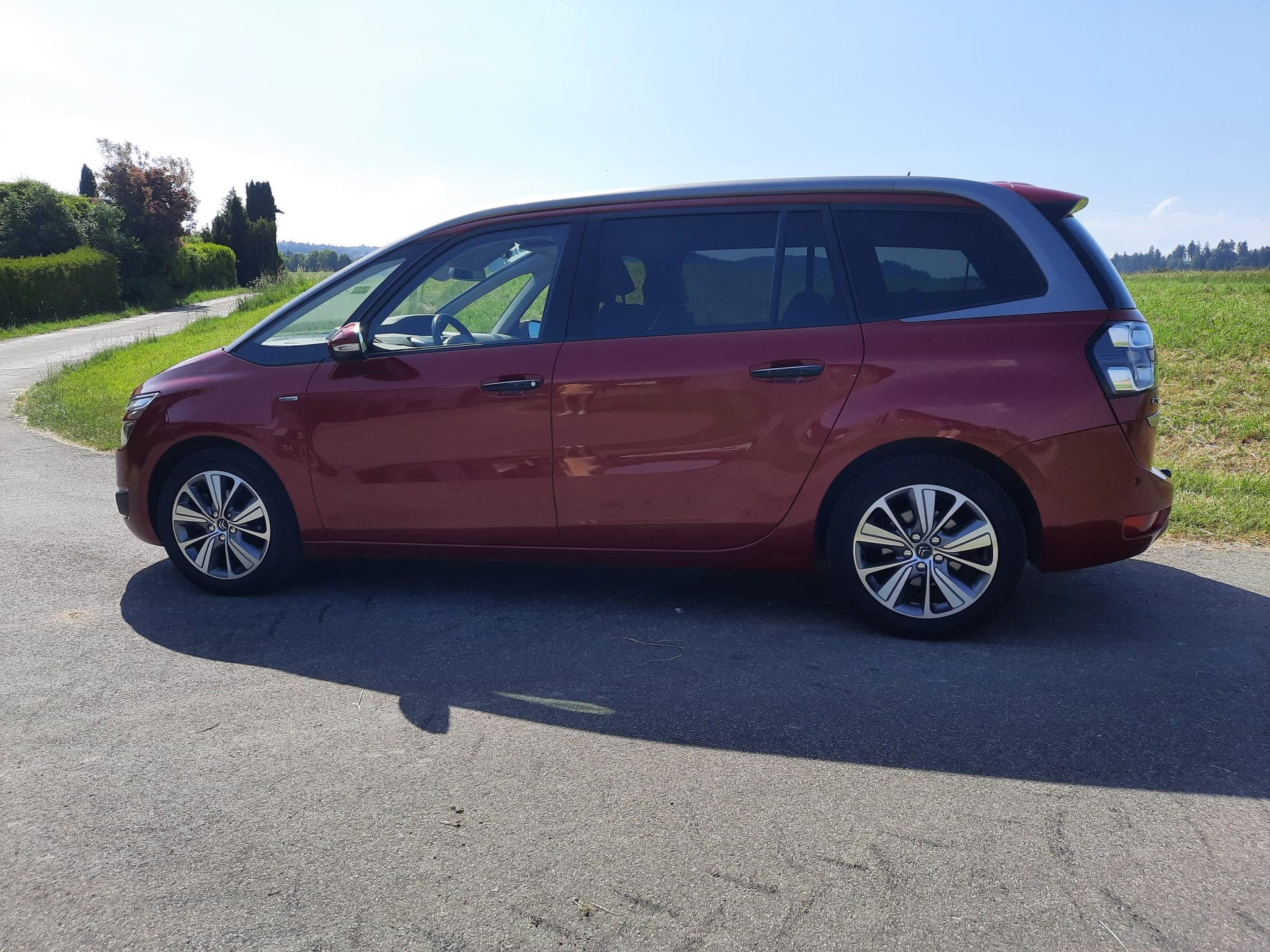CITROEN Grand C4 Picasso 1.6 e-HDi Exclusive-image-4