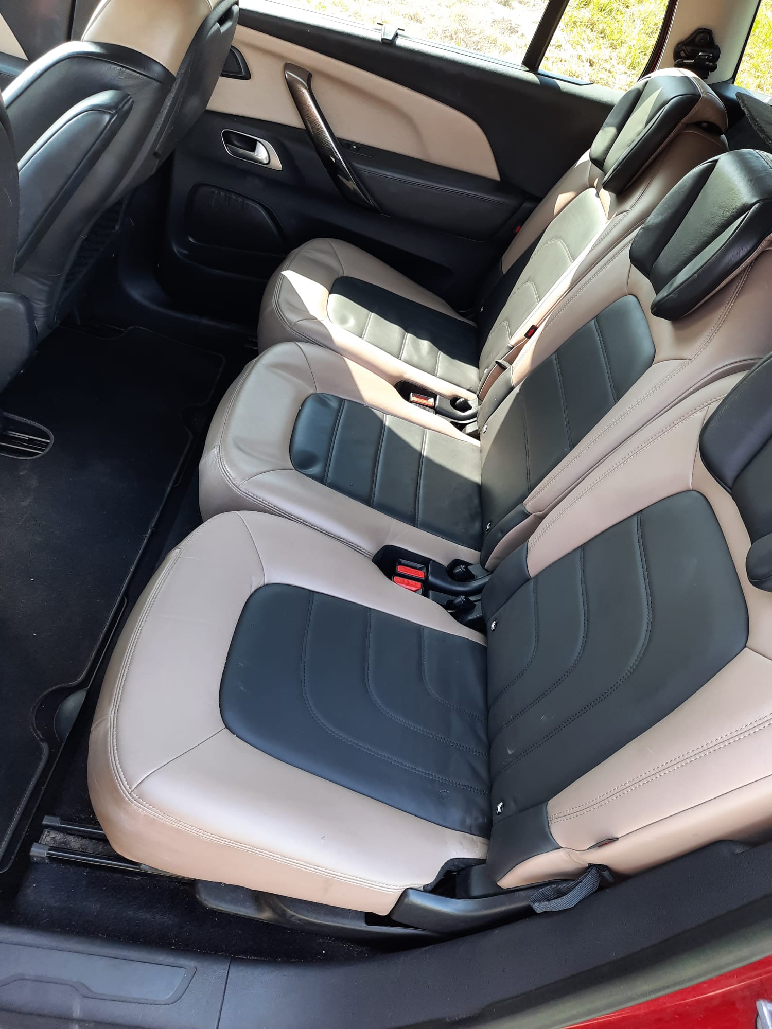CITROEN Grand C4 Picasso 1.6 e-HDi Exclusive-image-10