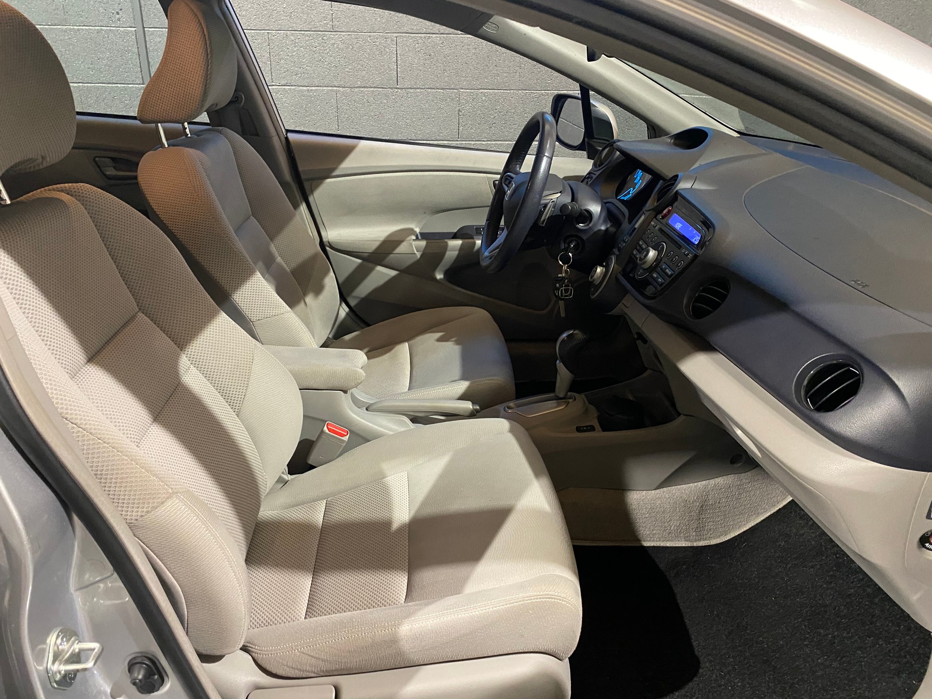 HONDA Insight 1.3i Hybrid Elegance CVT-image-23