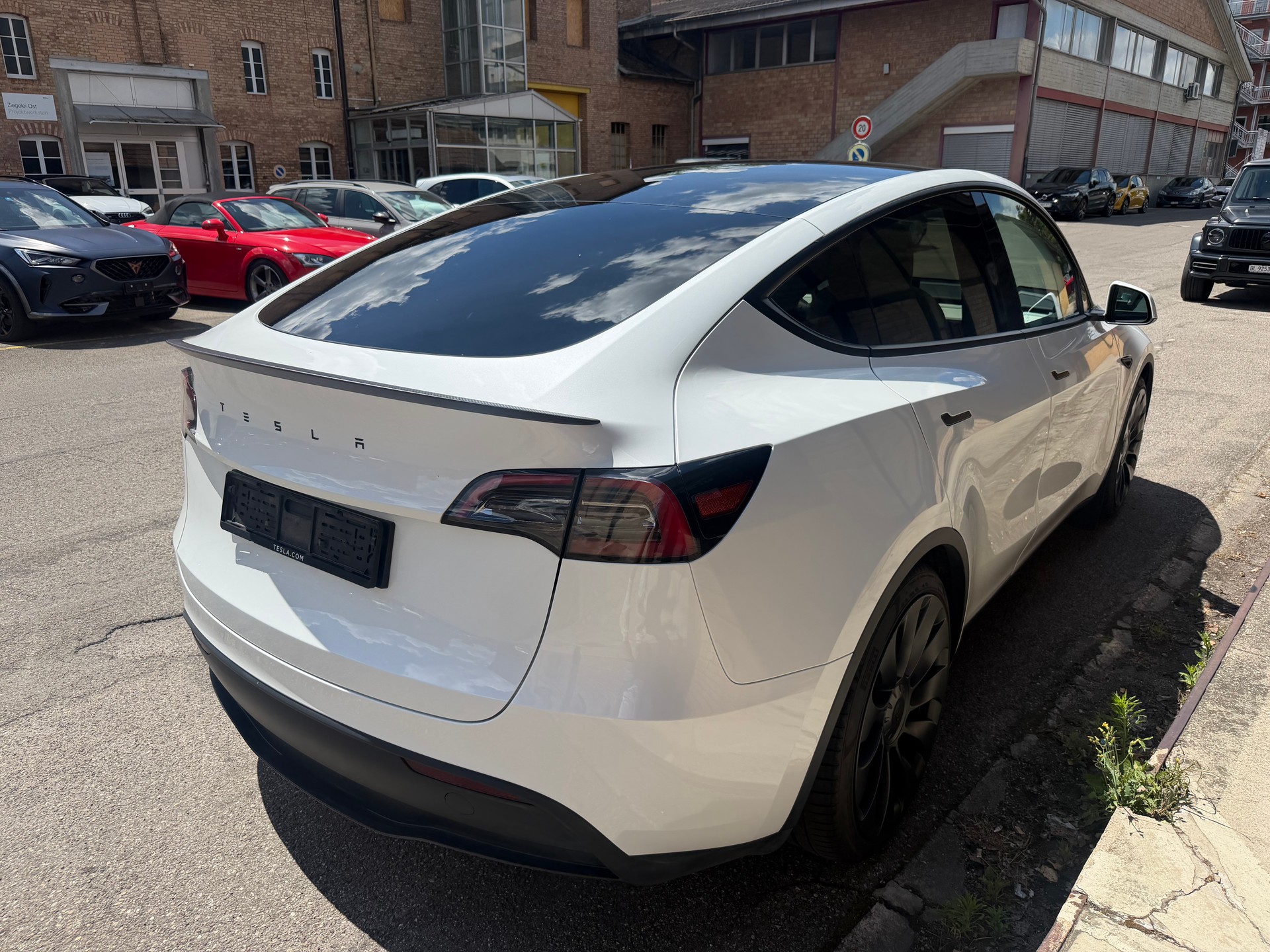 TESLA Model Y Performance-image-6