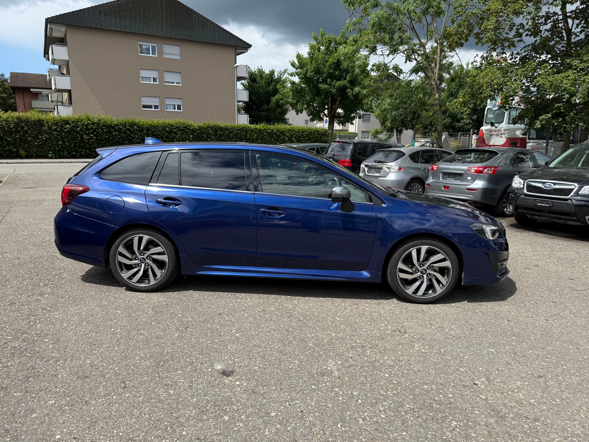 SUBARU Levorg 2.0i Advantage AWD Lineartronic-image-4
