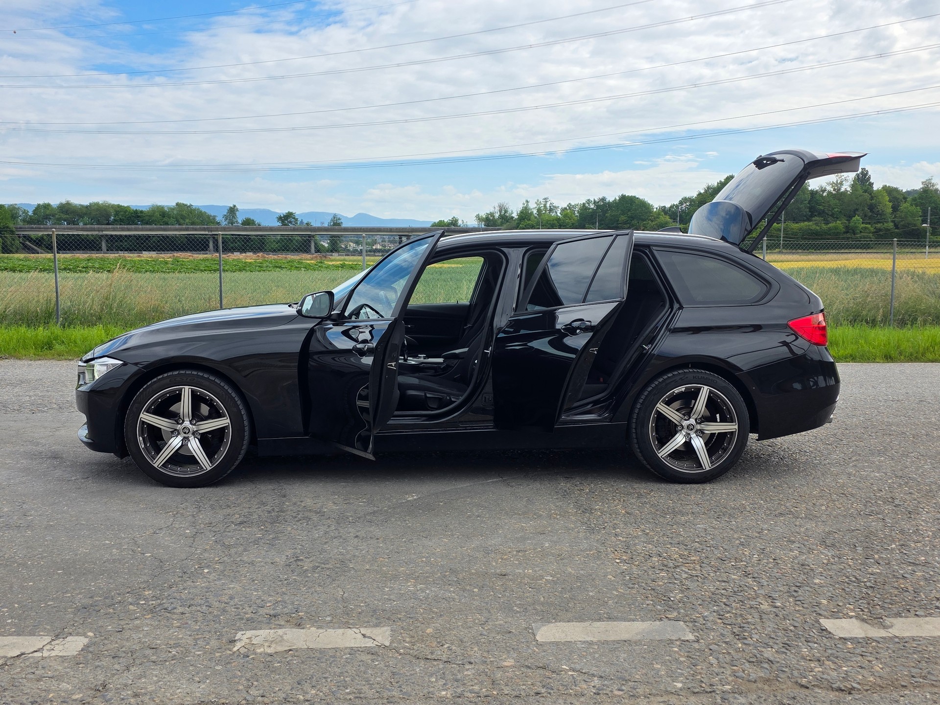 BMW 320d Touring Steptronic / Neu ab Mfk-image-3