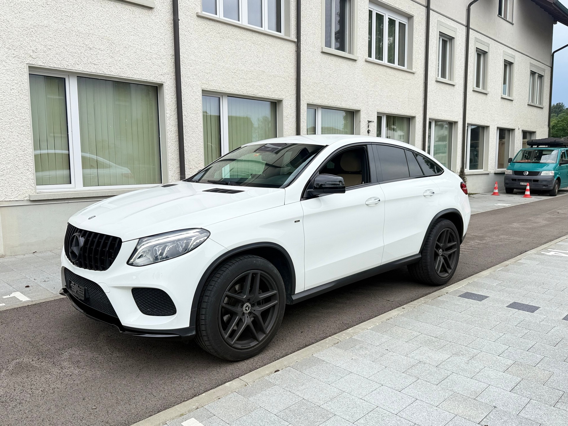 MERCEDES-BENZ GLE Coupé 350 d 4Matic 9G-Tronic-image-14
