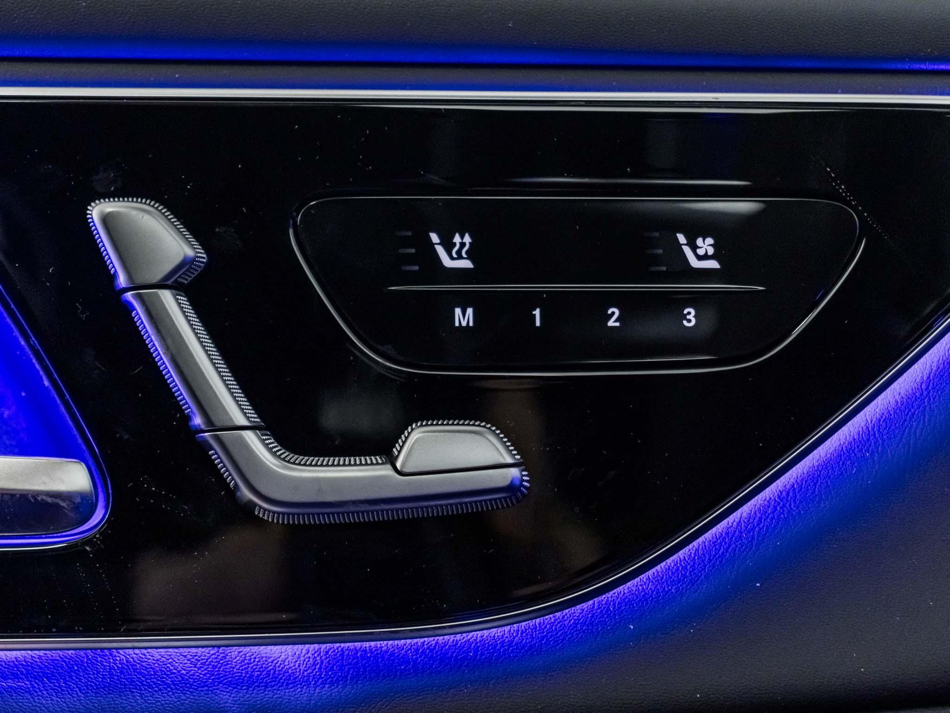 MERCEDES-BENZ GLC 43 AMG 4MATIC "Executive Edition"-image-12