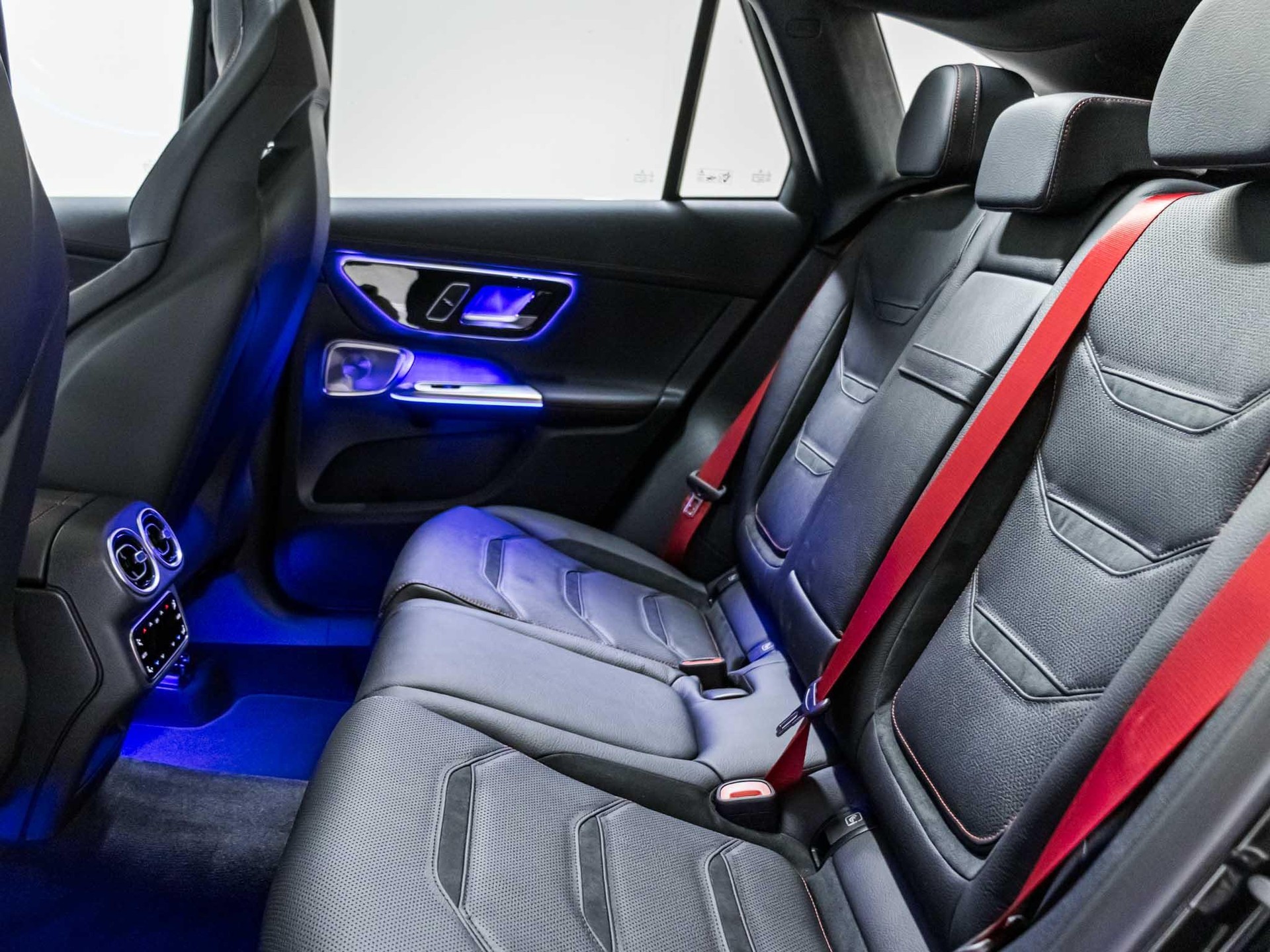 MERCEDES-BENZ GLC 43 AMG 4MATIC "Executive Edition"-image-7