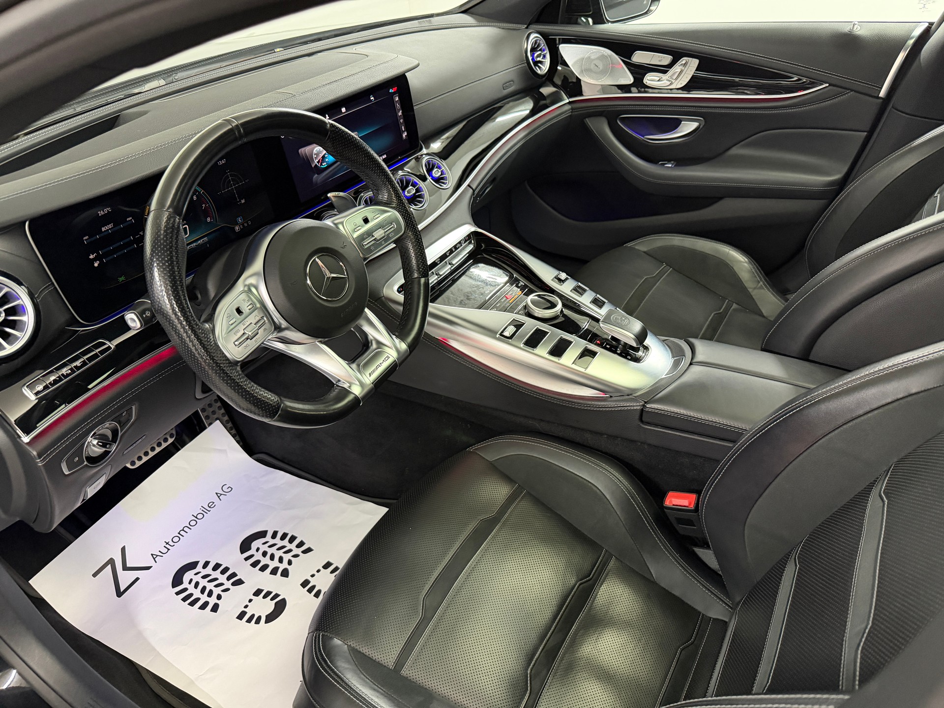 MERCEDES-BENZ AMG GT 4 43 4Matic+ obsidian black Speedshift TCT / Glasdach / 360° Kamera / Head-Up / Burmester / Night Paket /-image-6