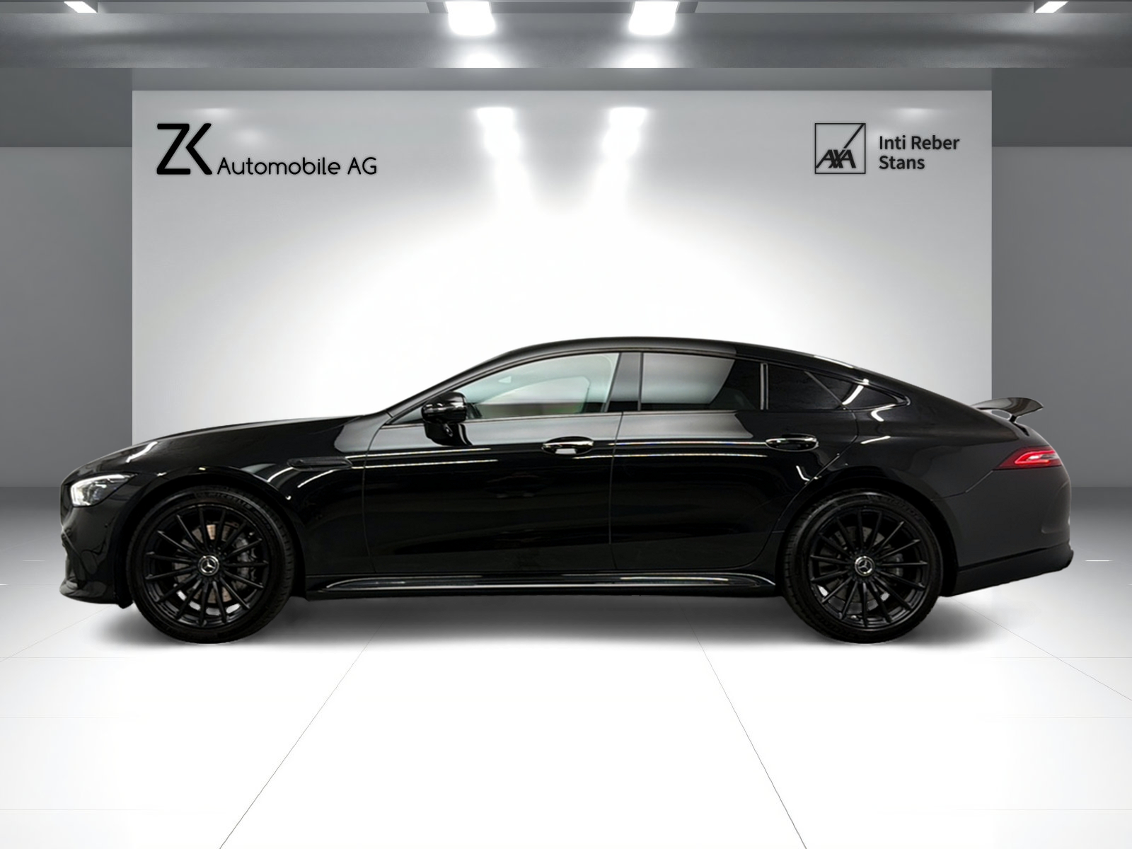 MERCEDES-BENZ AMG GT 4 43 4Matic+ obsidian black Speedshift TCT / Glasdach / 360° Kamera / Head-Up / Burmester / Night Paket /-showroom-element-2
