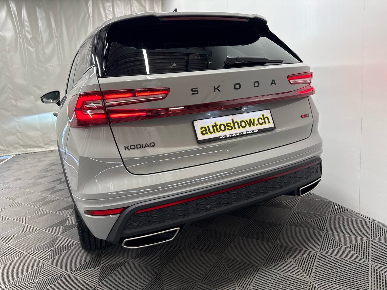 SKODA Kodiaq 2.0 TSI RS 4x4-image-16