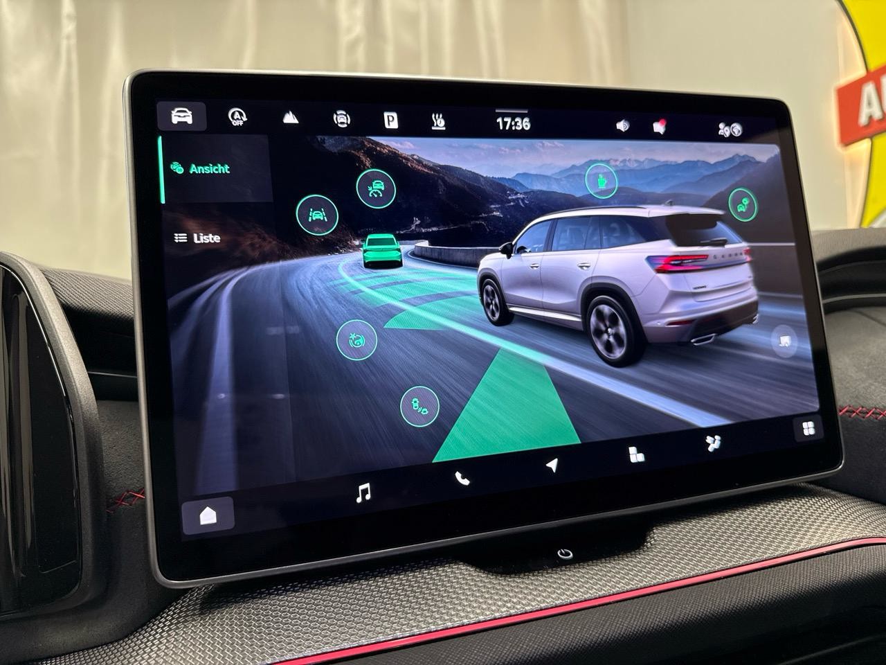 SKODA Kodiaq 2.0 TSI RS 4x4-image-11