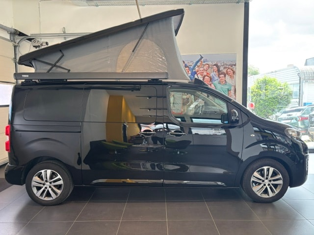 PEUGEOT TRAVELLER BRAVIA 2.0 BlueHdi 180 CV EAT8-showroom-element-1
