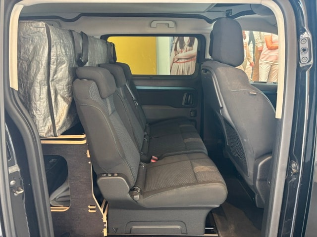PEUGEOT TRAVELLER BRAVIA 2.0 BlueHdi 180 CV EAT8-image-8