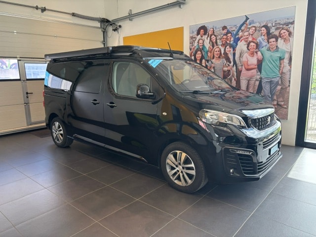 PEUGEOT TRAVELLER BRAVIA 2.0 BlueHdi 180 CV EAT8-showroom-element-3
