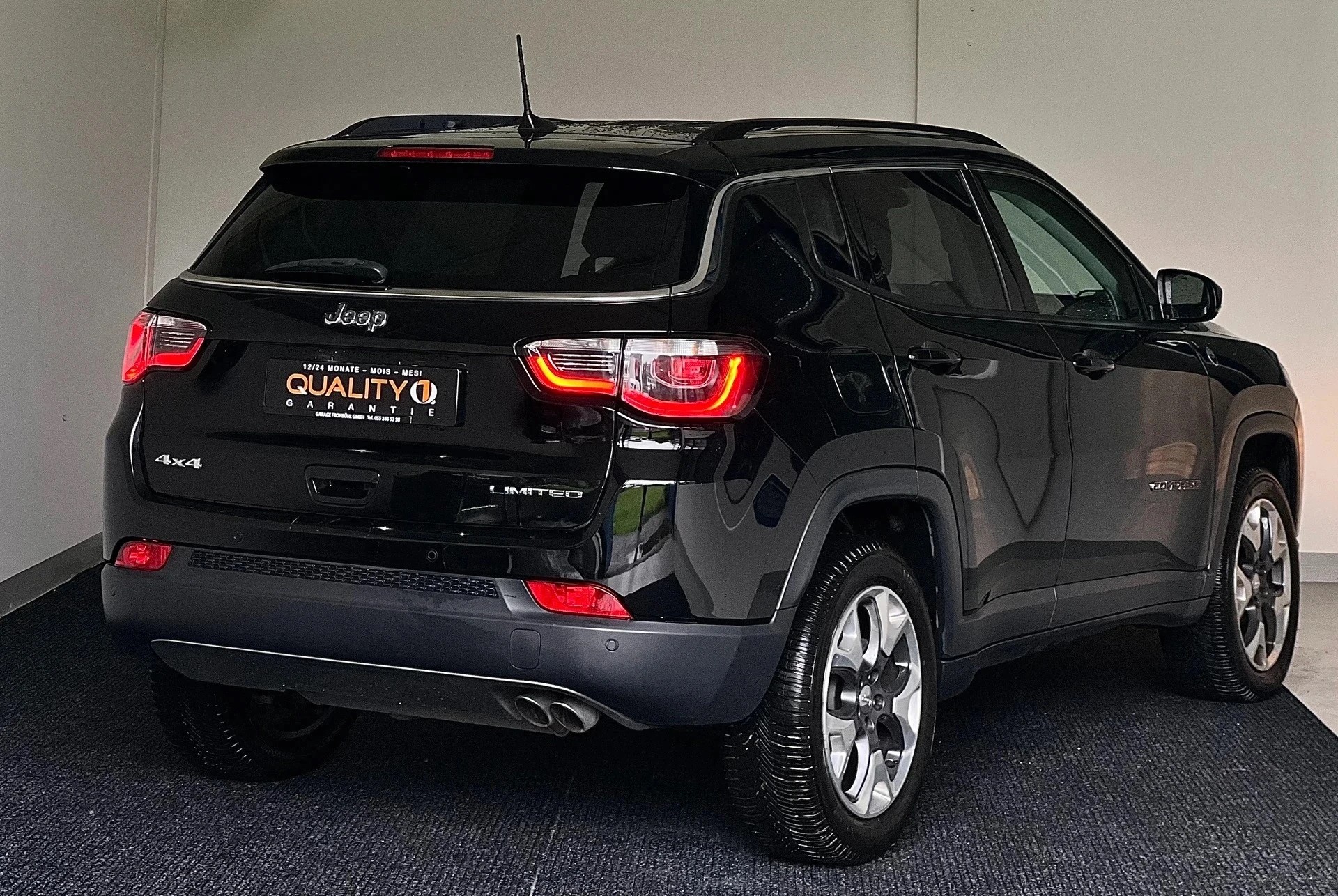 JEEP Compass 2.0CRD Limited AWD 9ATX-showroom-element-3