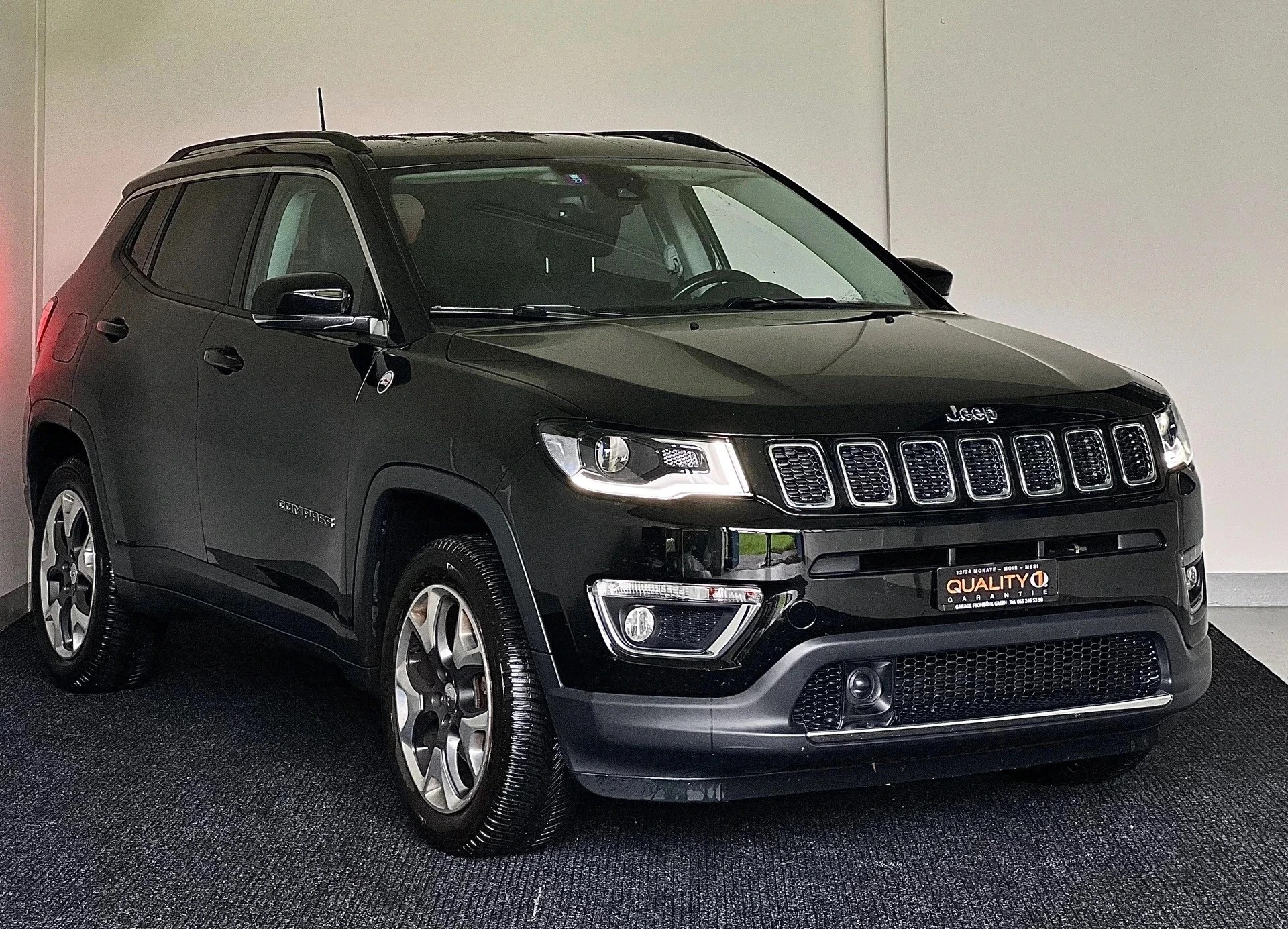 JEEP Compass 2.0CRD Limited AWD 9ATX-showroom-element-2