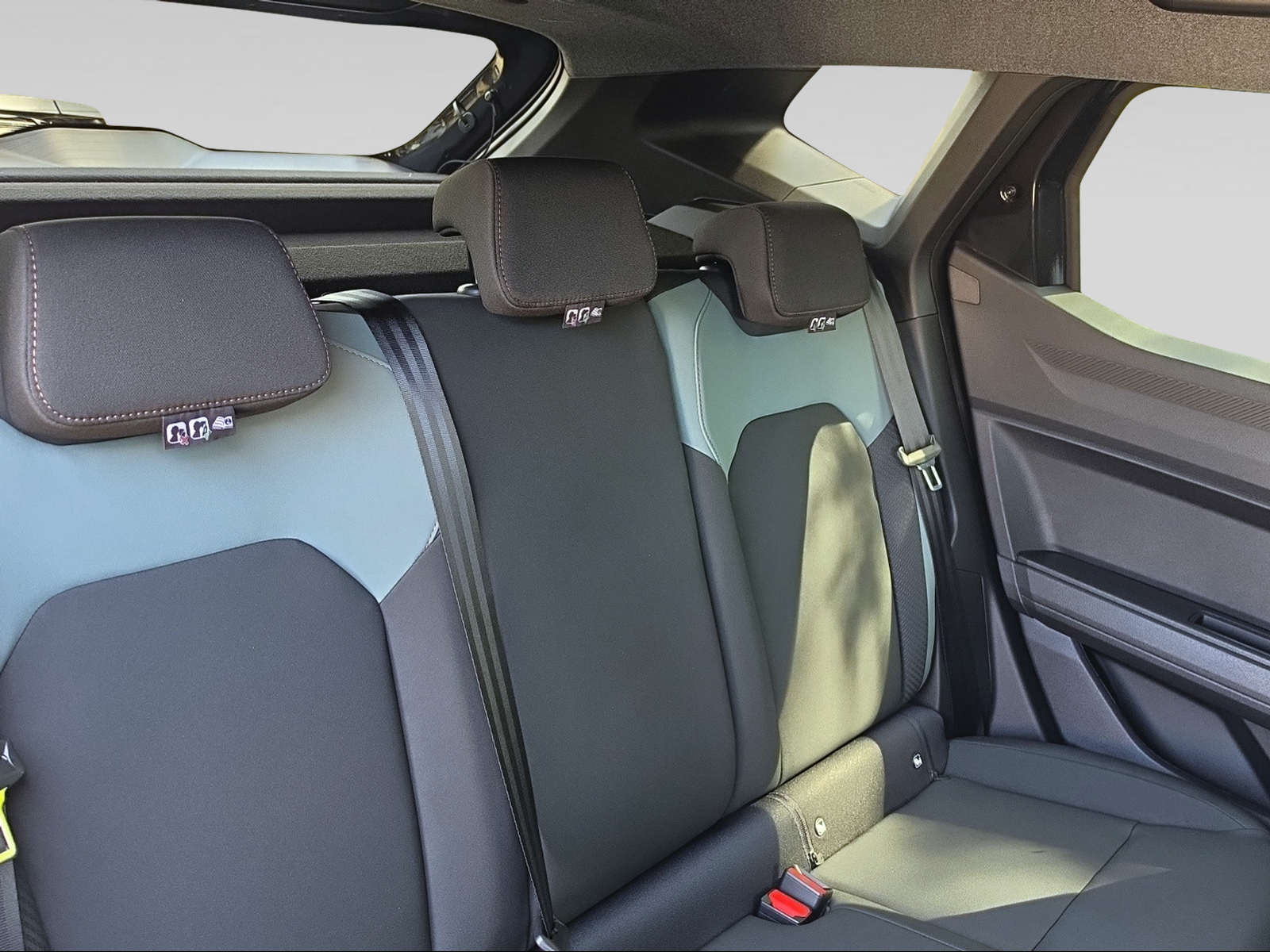 DACIA DUSTER Extreme hybrid 155-image-9