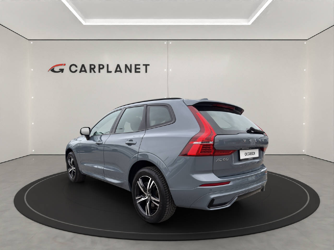 VOLVO XC60 2.0 B5 MH R-Design AWD-showroom-element-3
